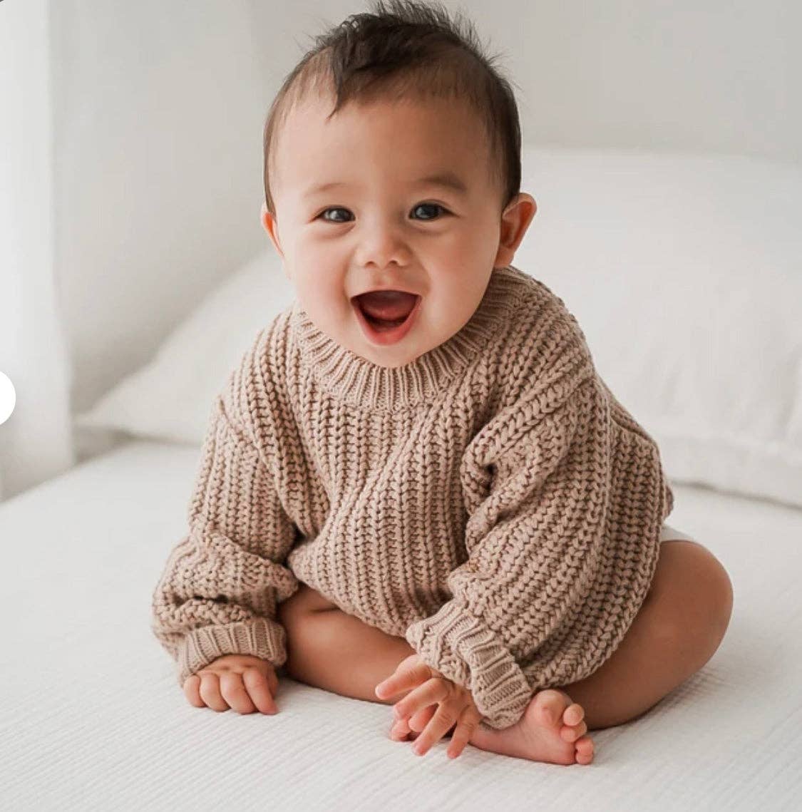 OLIVE & CRADLE - Baby Chunky Knit Braided Sweater