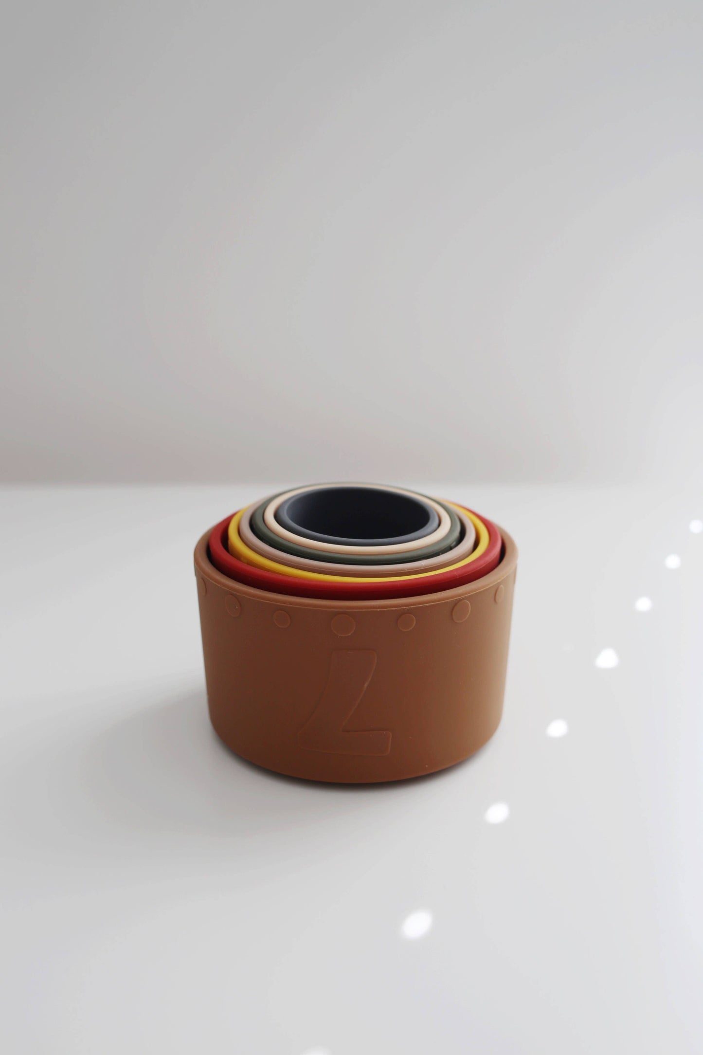 Marlowe & Co - Retro Stacking Silicone Nesting Cups