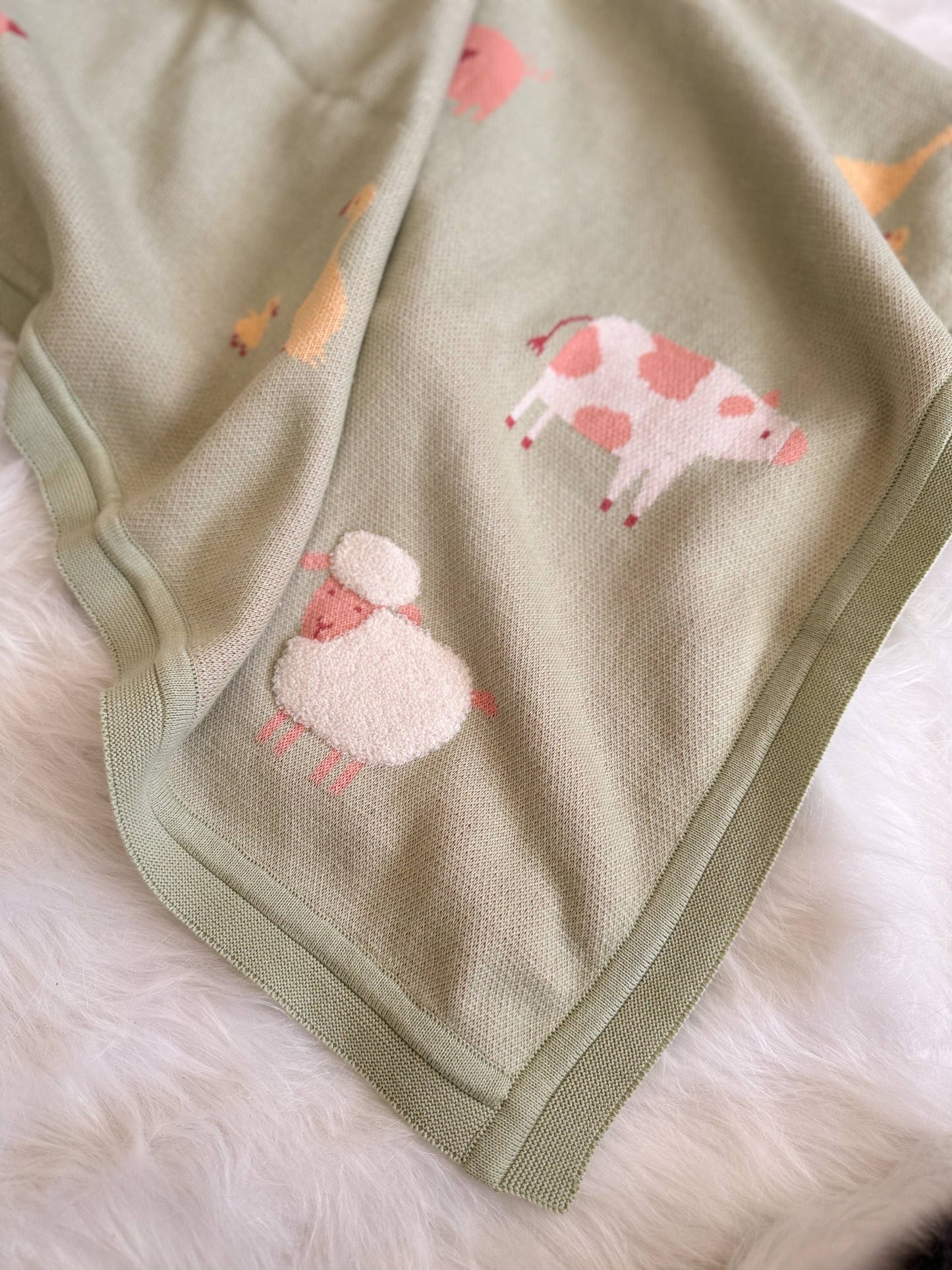 Darzzi - Farm Animals Knit Baby Blanket