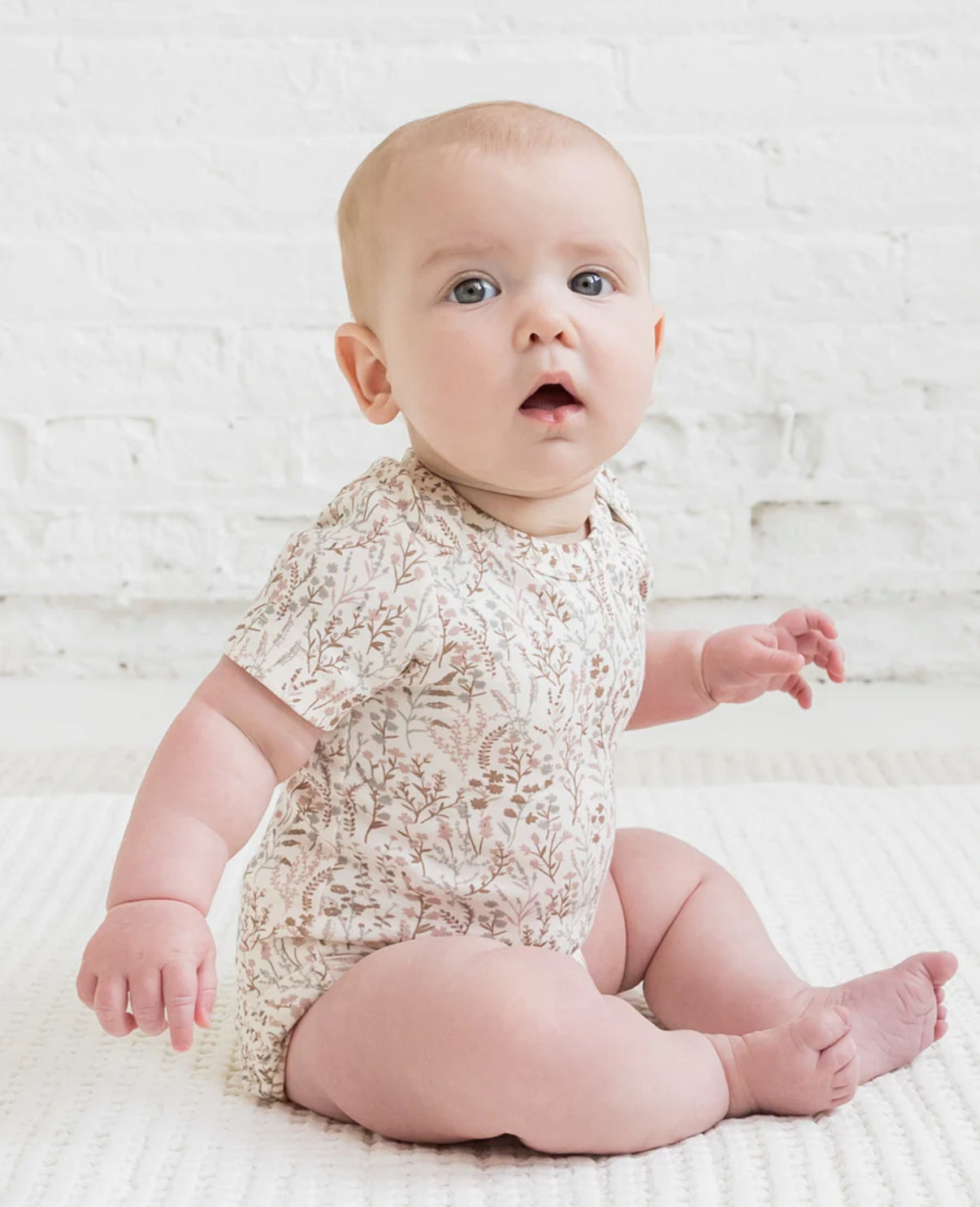 Colored Organics - Organic Baby Pearl Petal Sleeve Bodysuit - Marine Floral