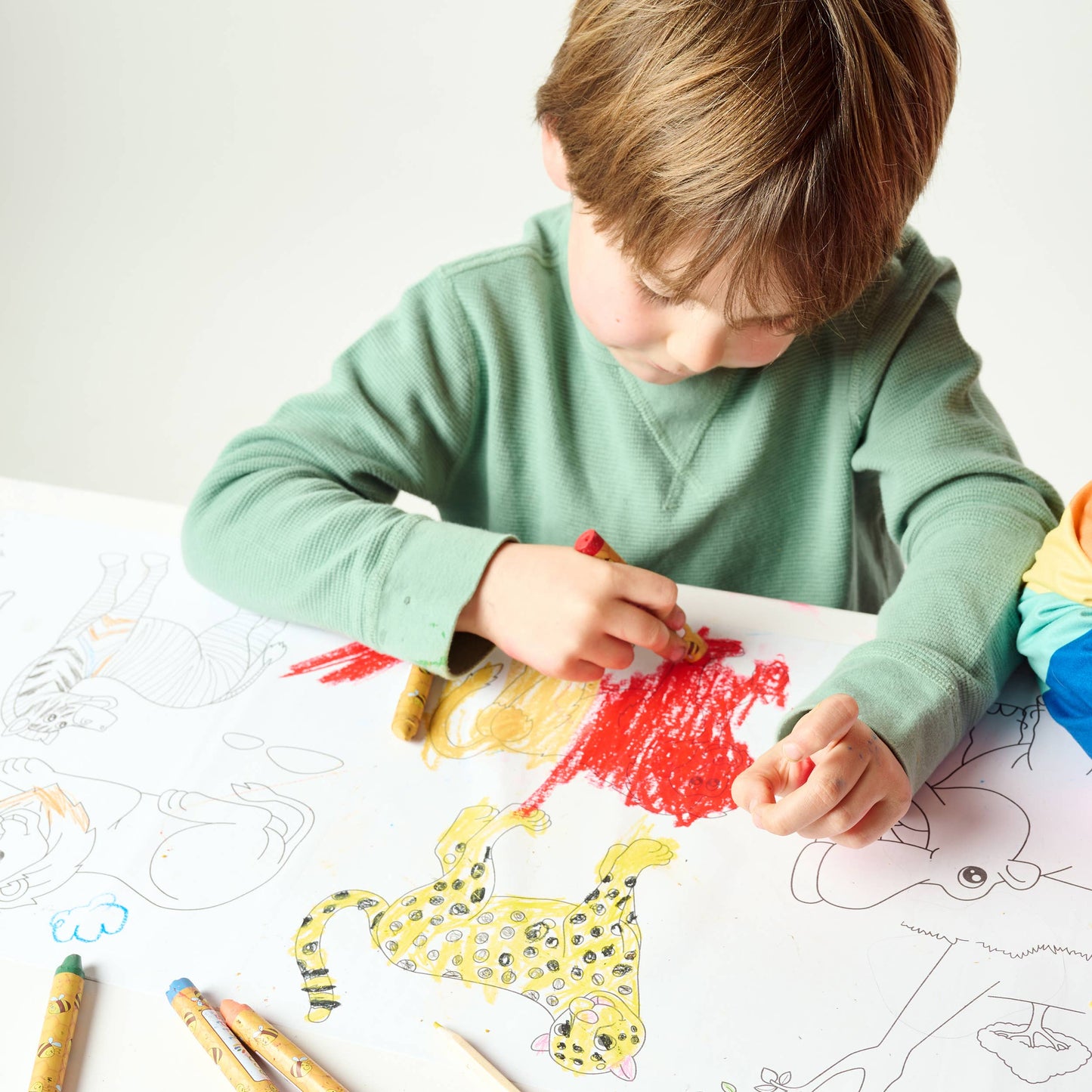 elseware unplug / eco-kids - Coloring Scrolls -12ct Assorted - 10ft with Adhesive Back
