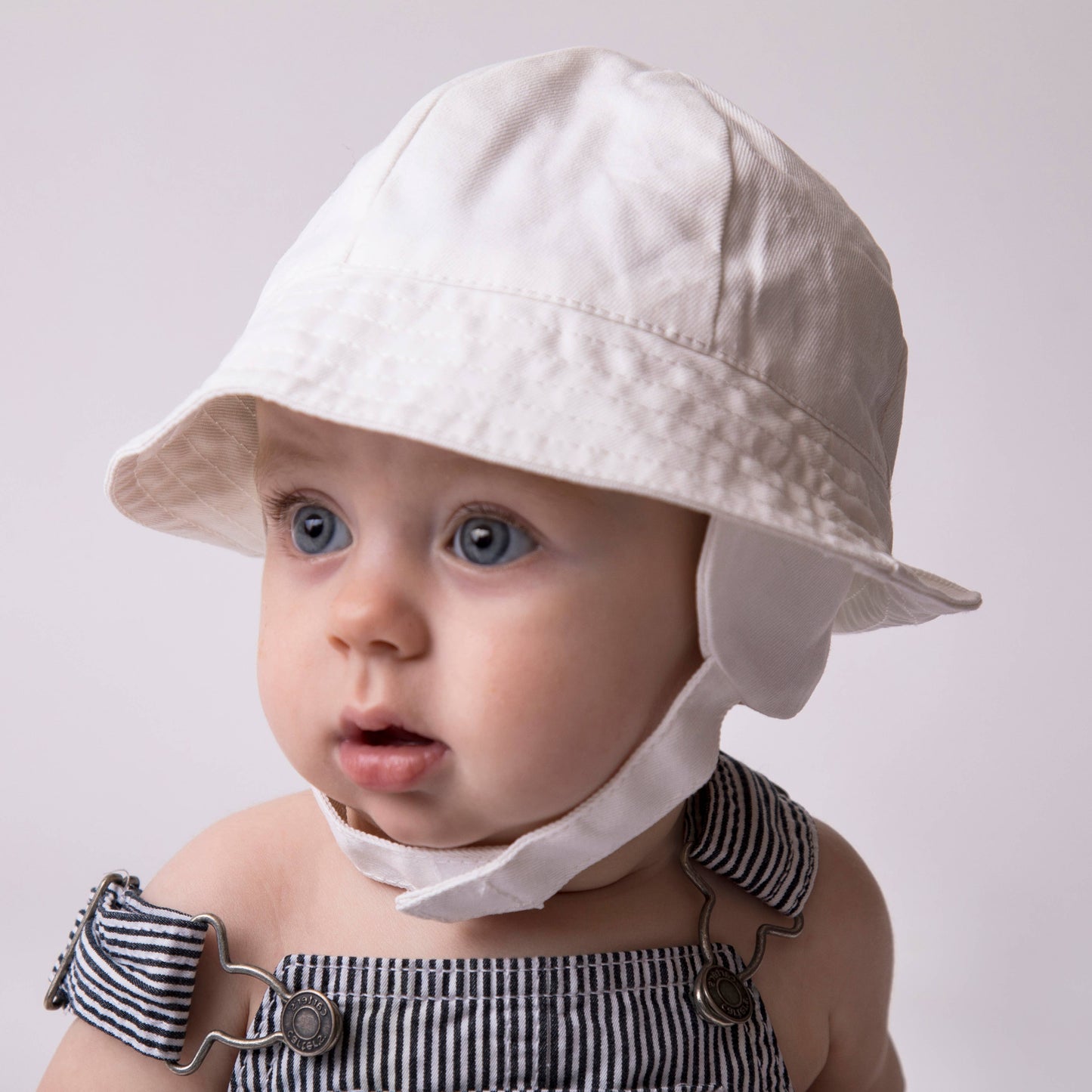 Huggalugs - Tyrolean White Hat With Chinstrap Baby & Toddler