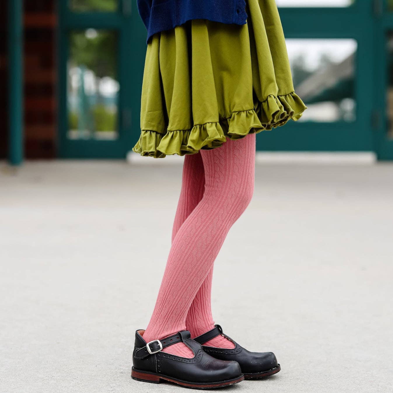 Old Rose Cable Knit Tights: 5-6 YEARS