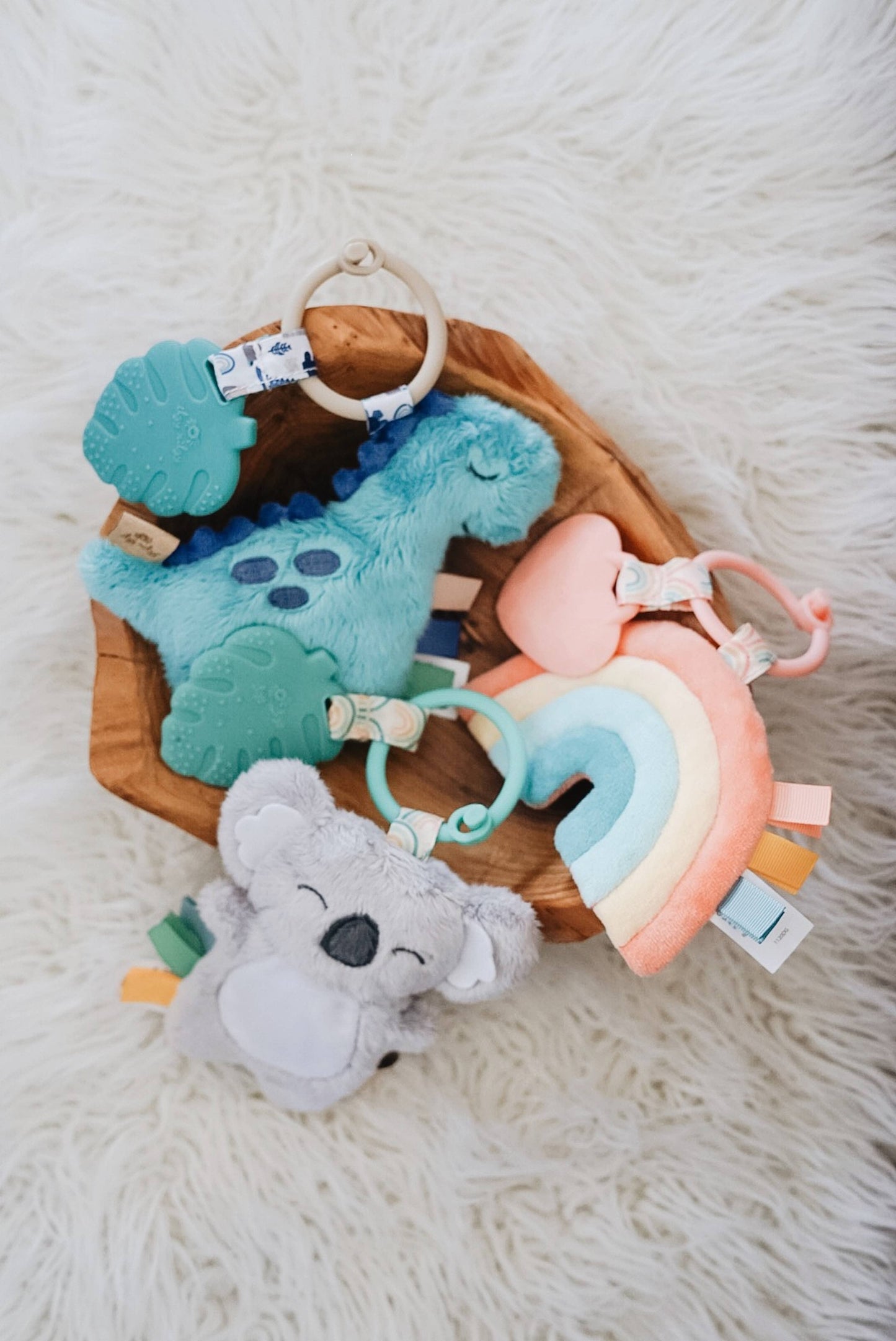 Itzy Ritzy - Itzy Pal™ Plush + Teether