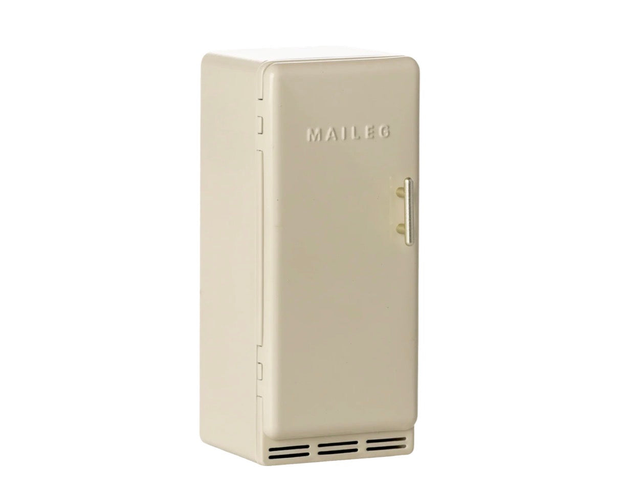 Maileg - Fridge. Mouse - Off White