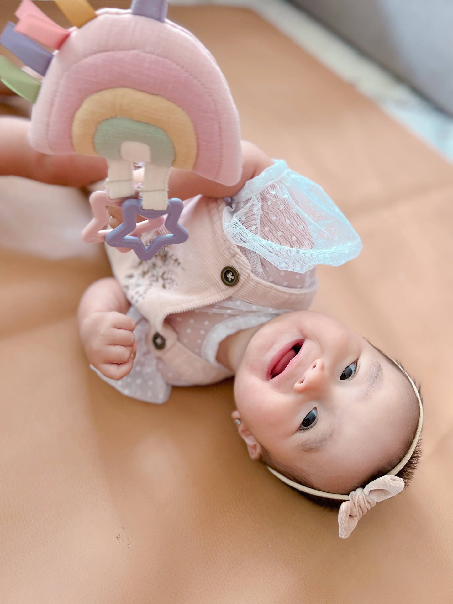 Itzy Ritzy - Bitzy Bespoke Ritzy Jingle Attachable Travel Toy