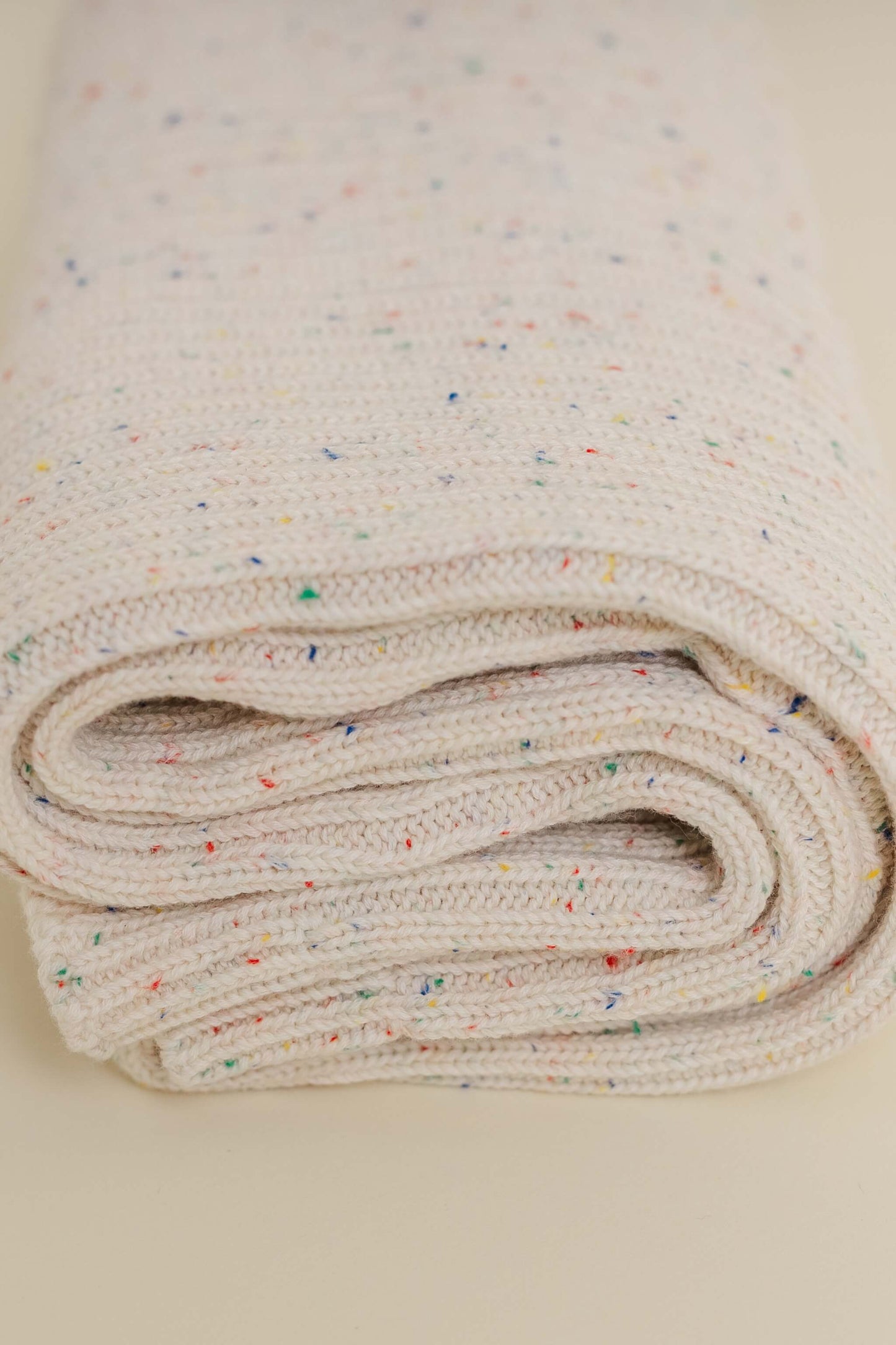 Dandillie - Sprinkle Knit Ribbed Blanket - Oat