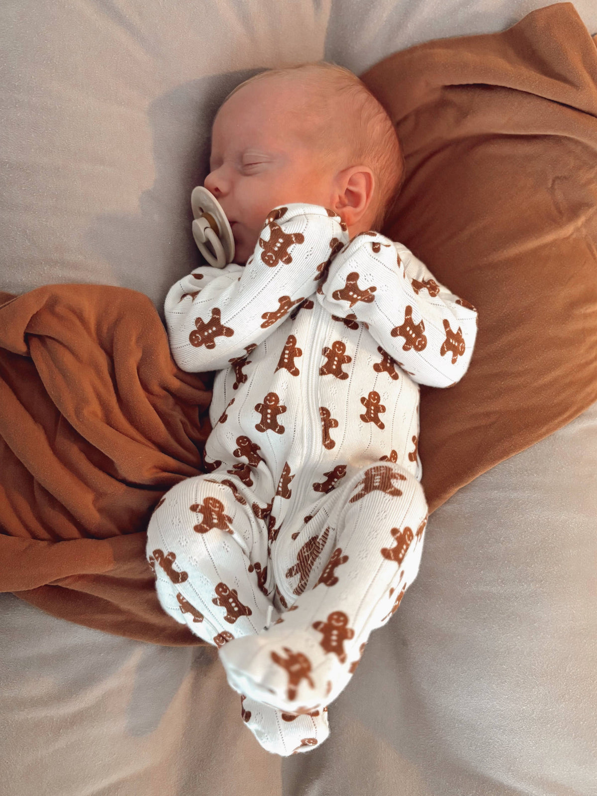 SIIX Collection - Gingerbread / Organic Pointelle 2-Way Zip Footie