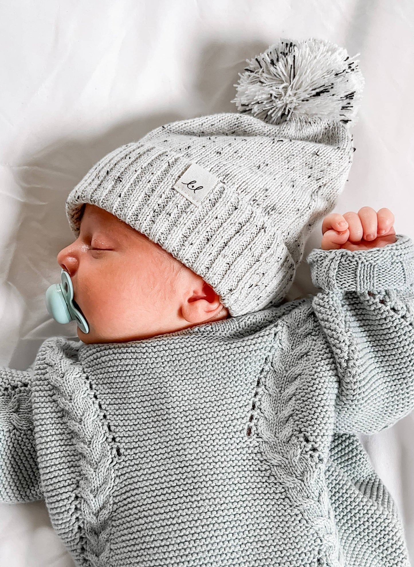 Luna + Luca - Luna + Luca Pom Beanie - Black Speckle