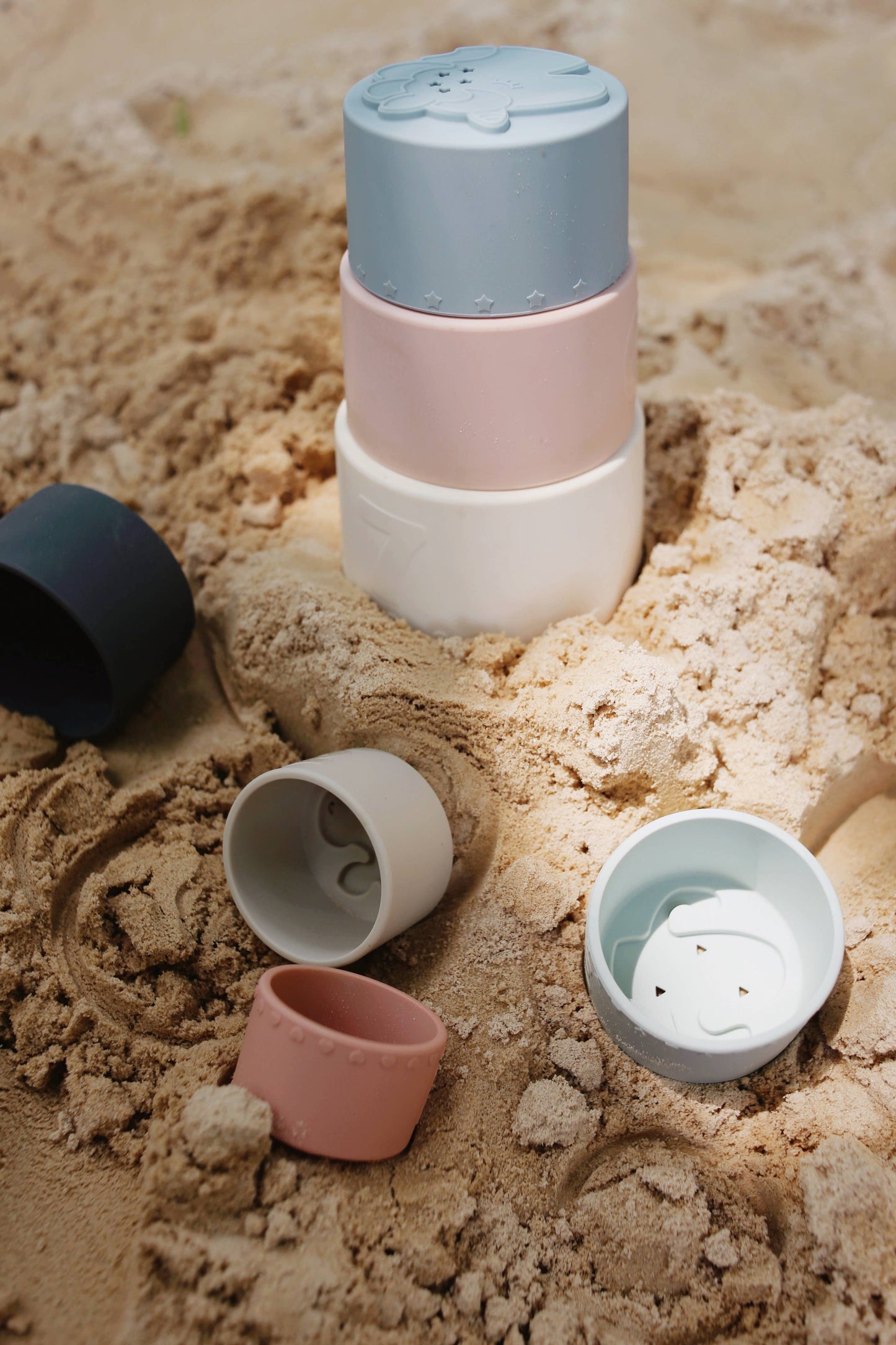 Marlowe & Co - Classic Silicone Stacking Nesting Cups