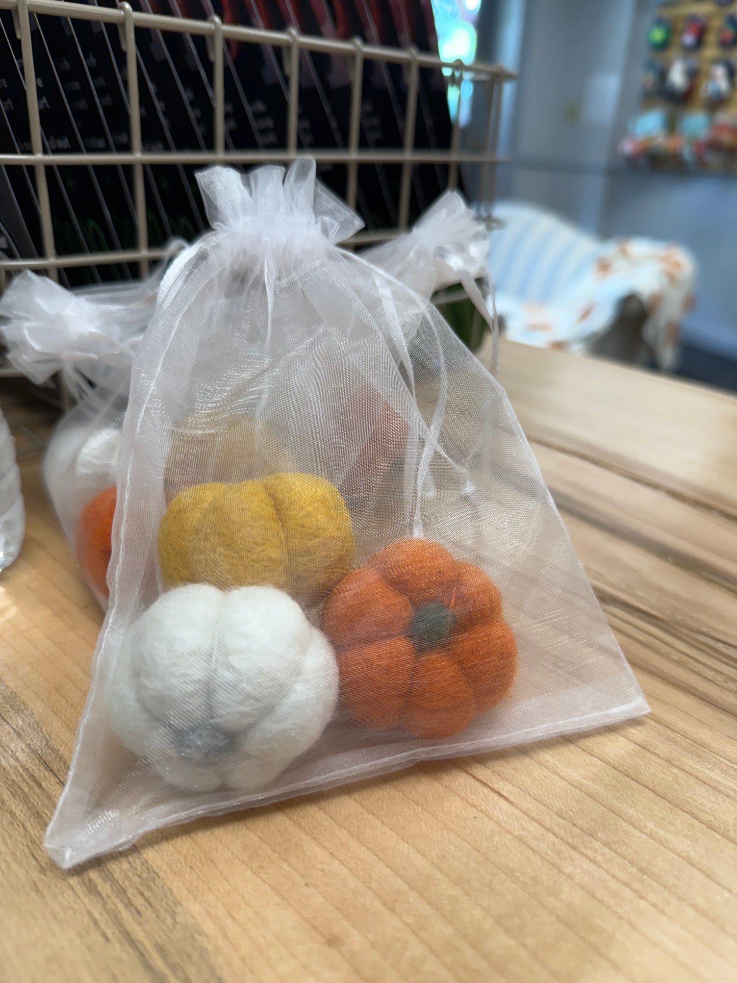 Sheep Farm Felt - 3 Felt Pumpkins