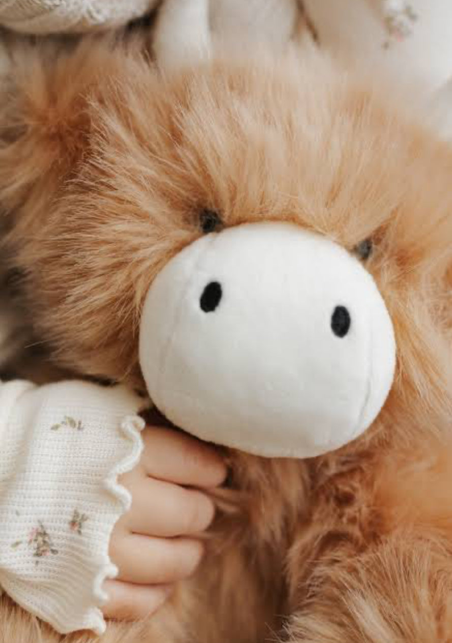 Jamie Kay - Snuggle Bunnies - Hilda the Highland Cow Caramel