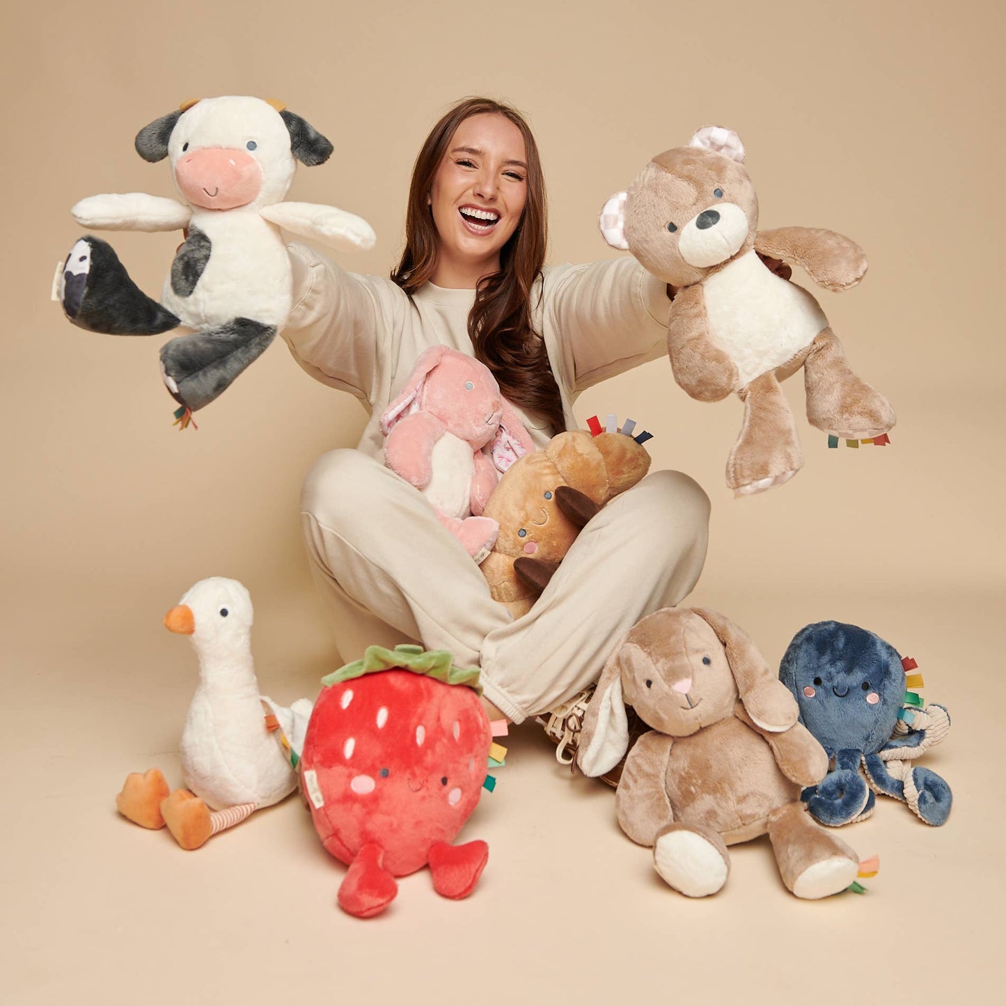 Itzy Ritzy - *NEW* Sweetie Snuggles™ Plush