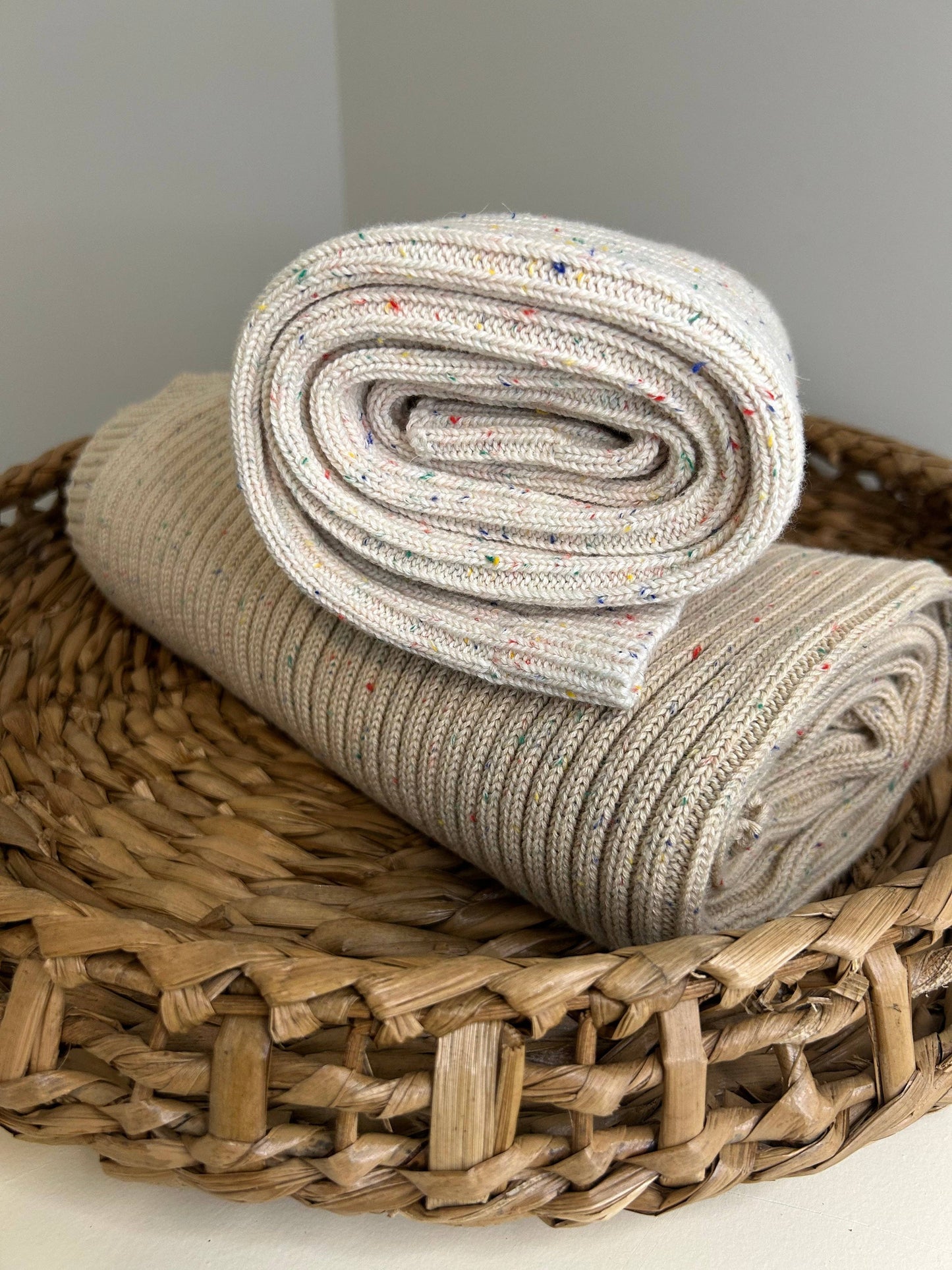 Dandillie - Sprinkle Knit Ribbed Blanket - Hazelnut