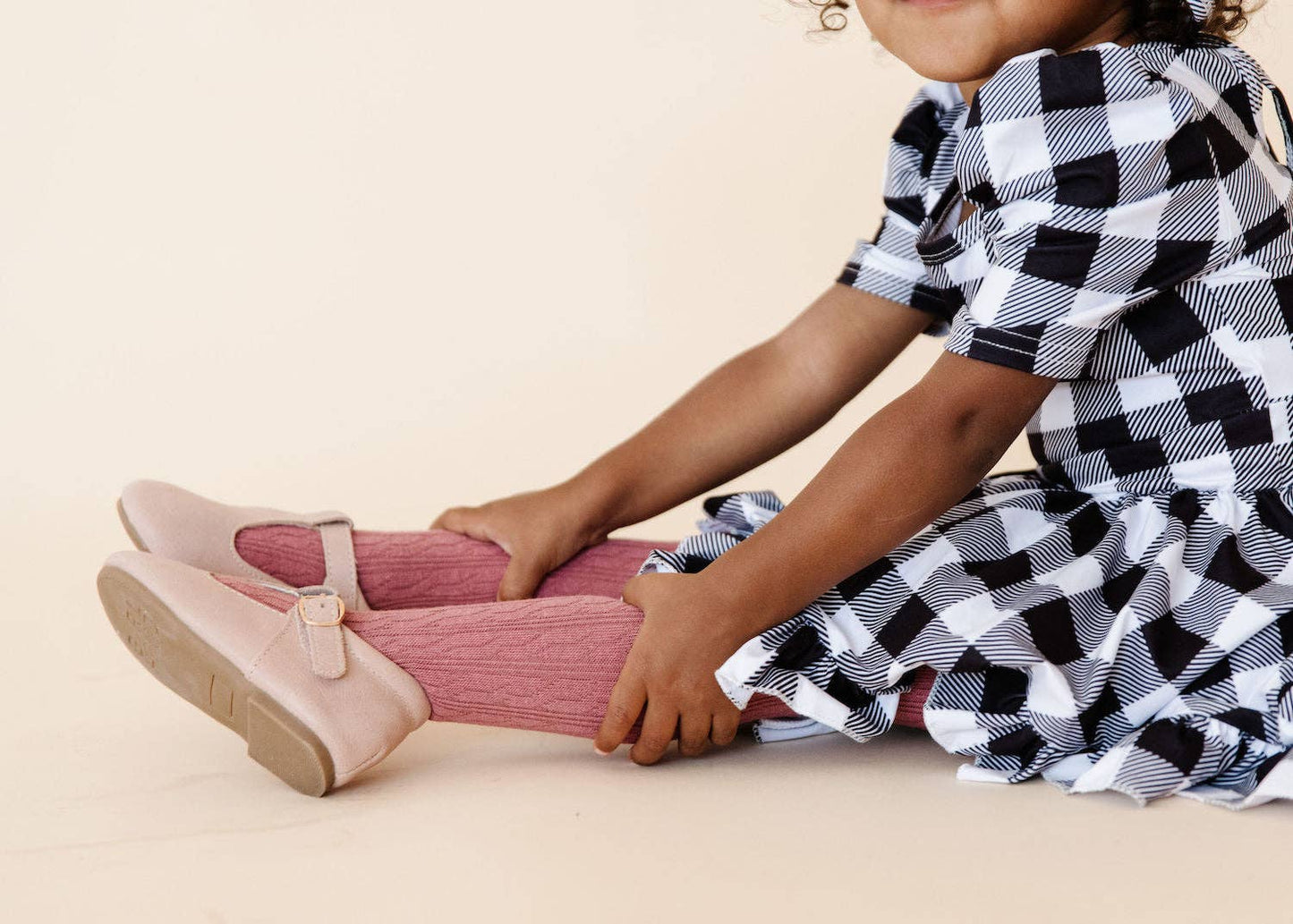 Mauve Rose Cable Knit Tights: 3-4 YEARS