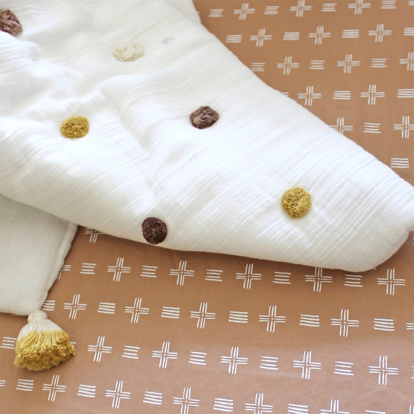 Crane Baby - Kendi Pom Pom Blanket