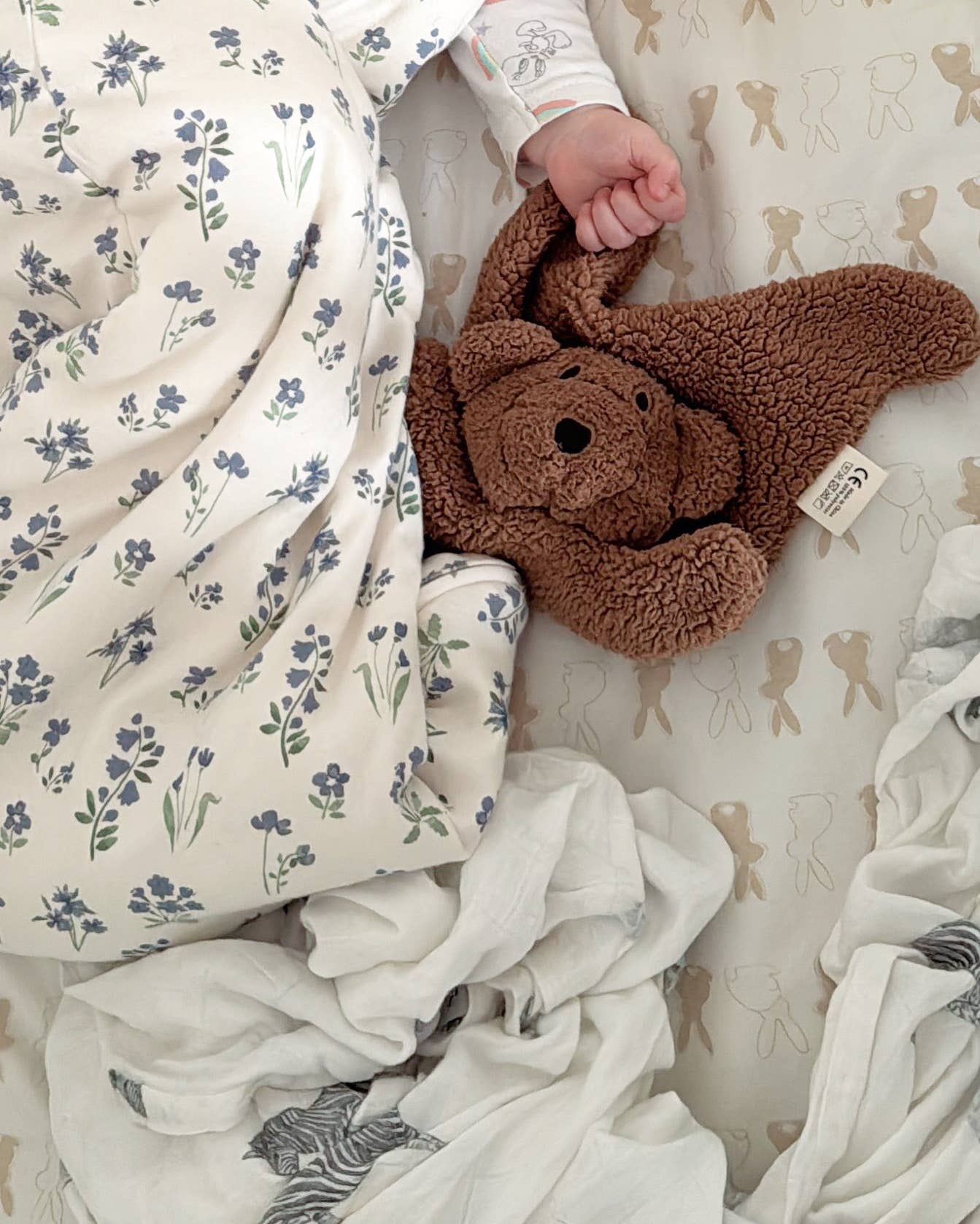 DesignsbyalittlebitofHope - Brown snuggle bear