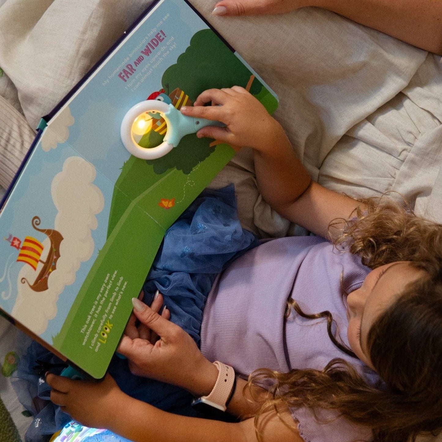 Glo Pals - Glo Pals Light Up Book - Blair's Backyard of Big Ideas