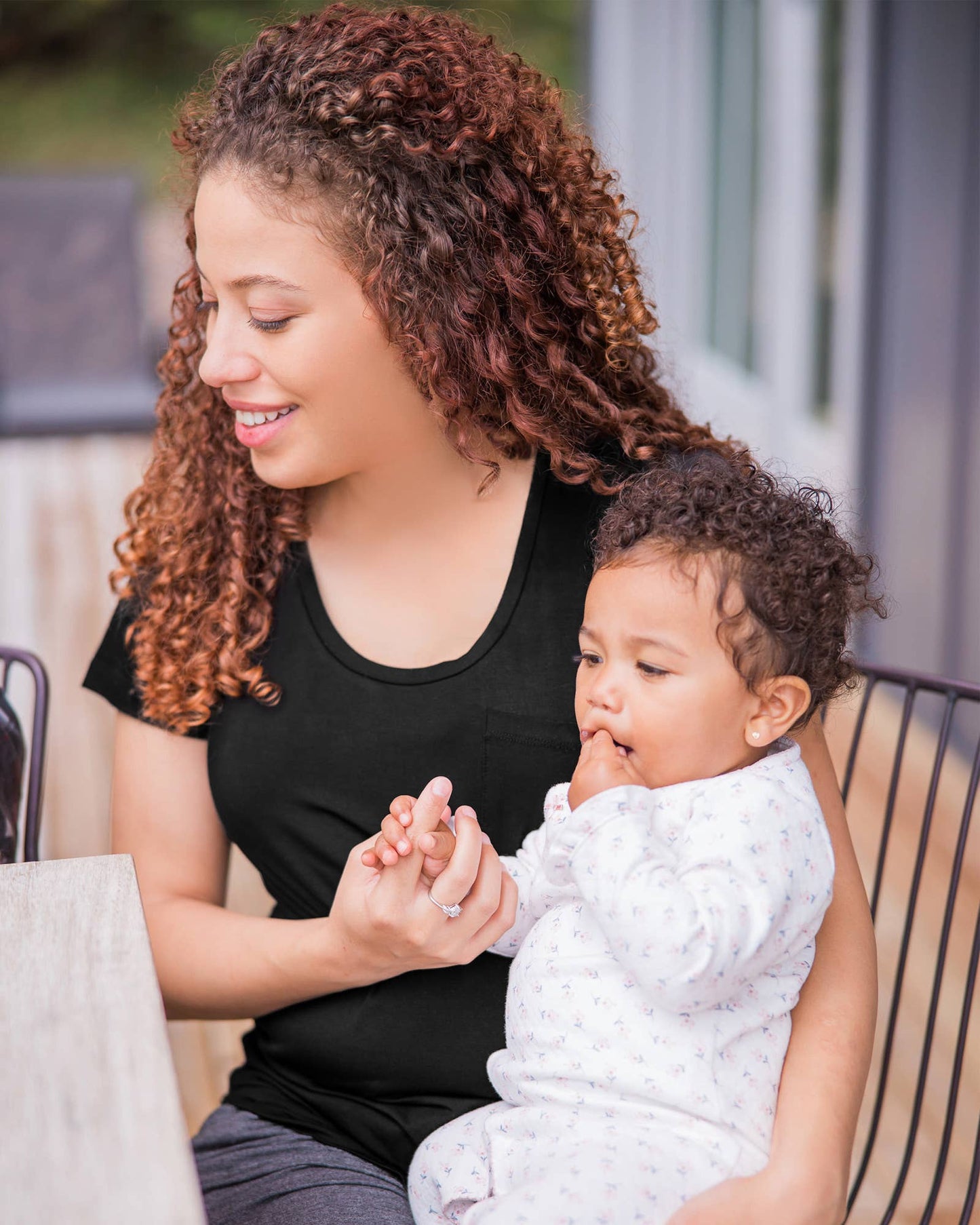 Kindred Bravely - Everyday Nursing & Maternity T-shirt With Pocket