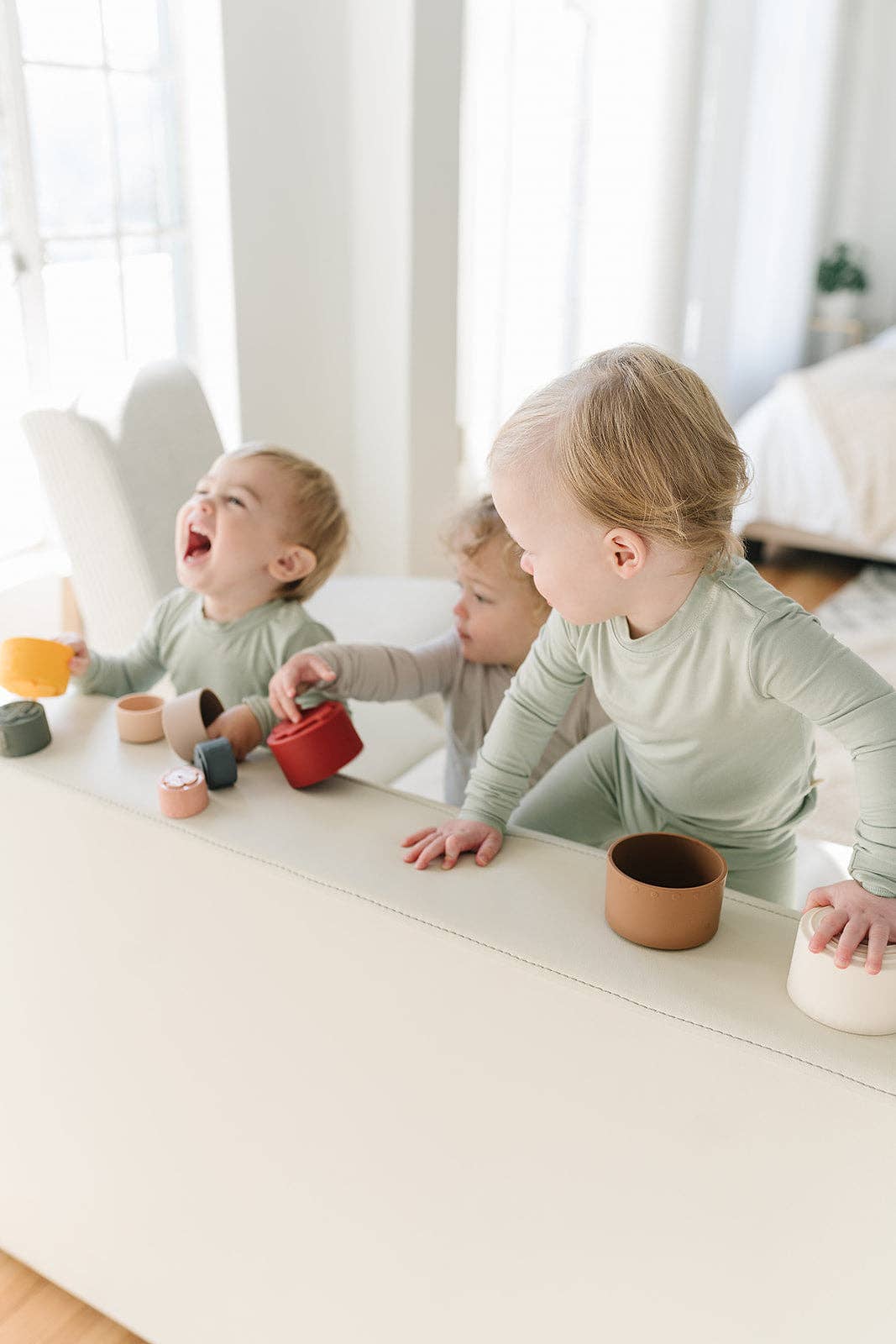 Marlowe & Co - Retro Stacking Silicone Nesting Cups
