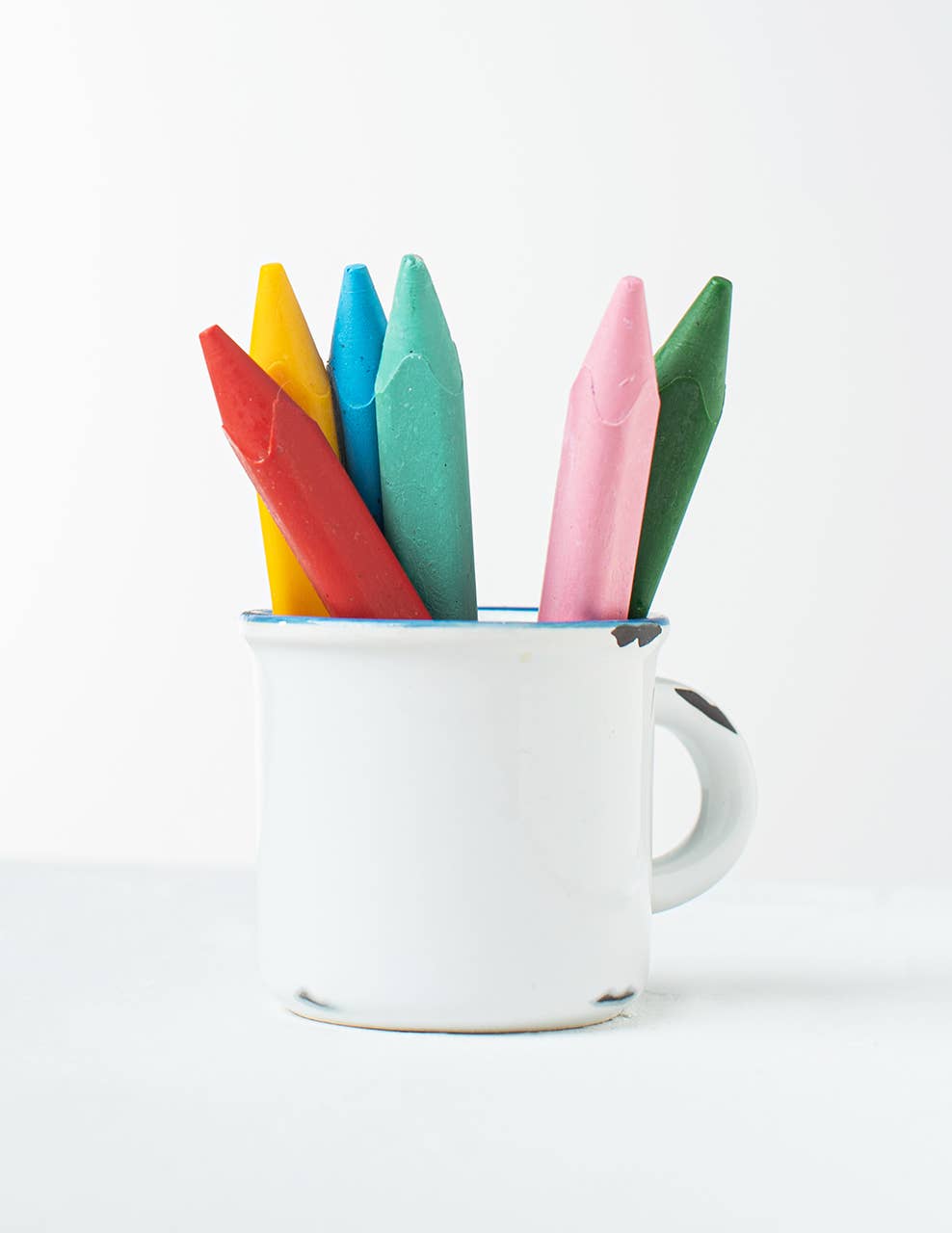 eco-kids / elseware unplug - Beeswax crayons - triangle - case