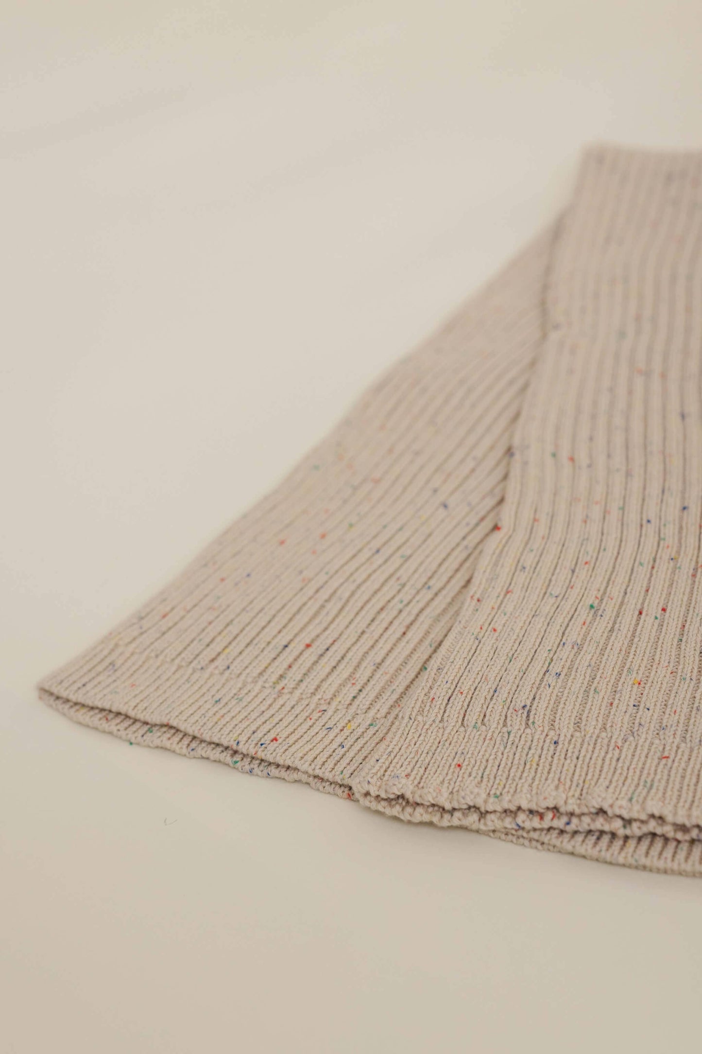 Dandillie - Sprinkle Knit Ribbed Blanket - Hazelnut