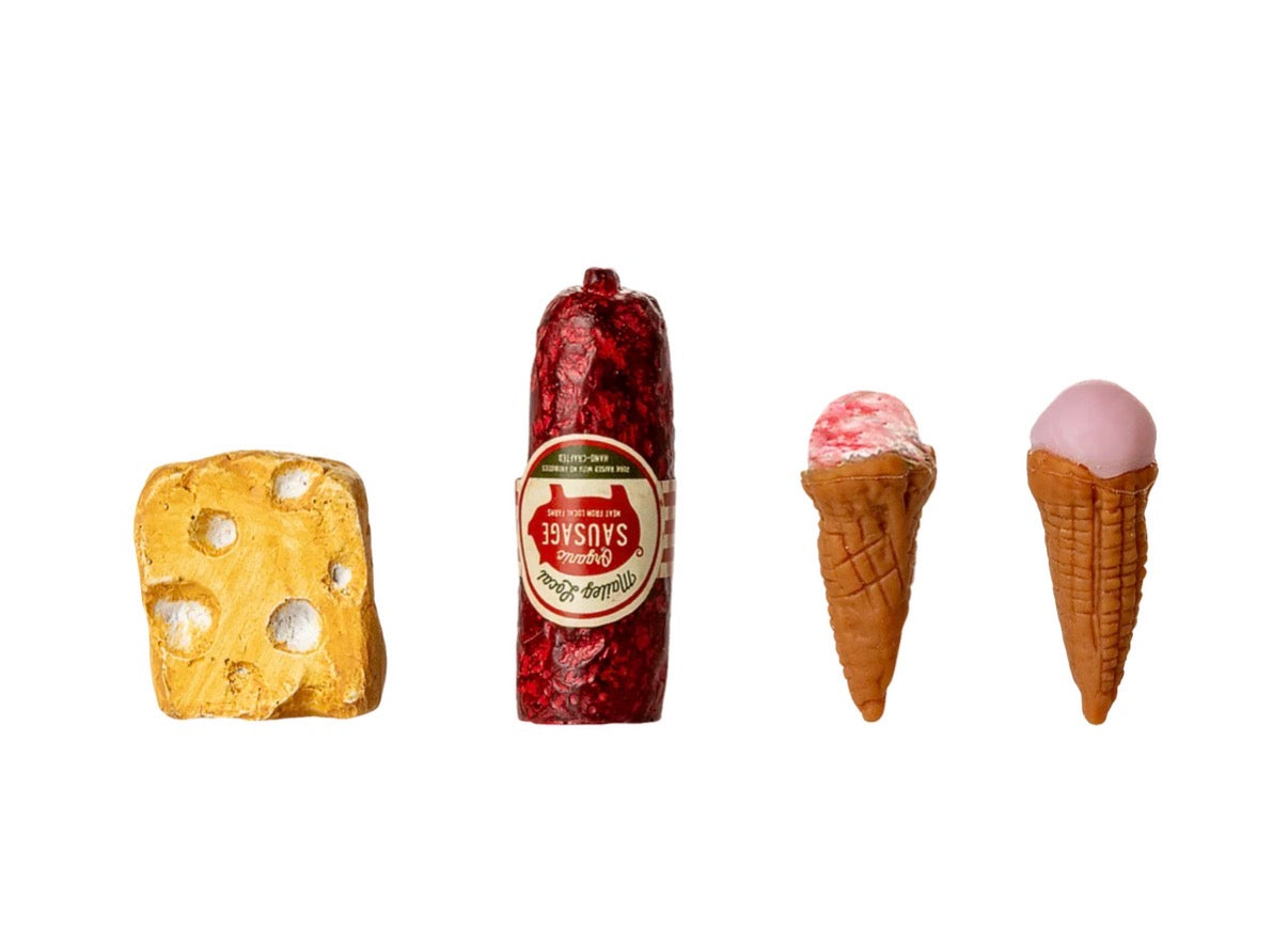 Maileg - Fridge. Mouse - Off White