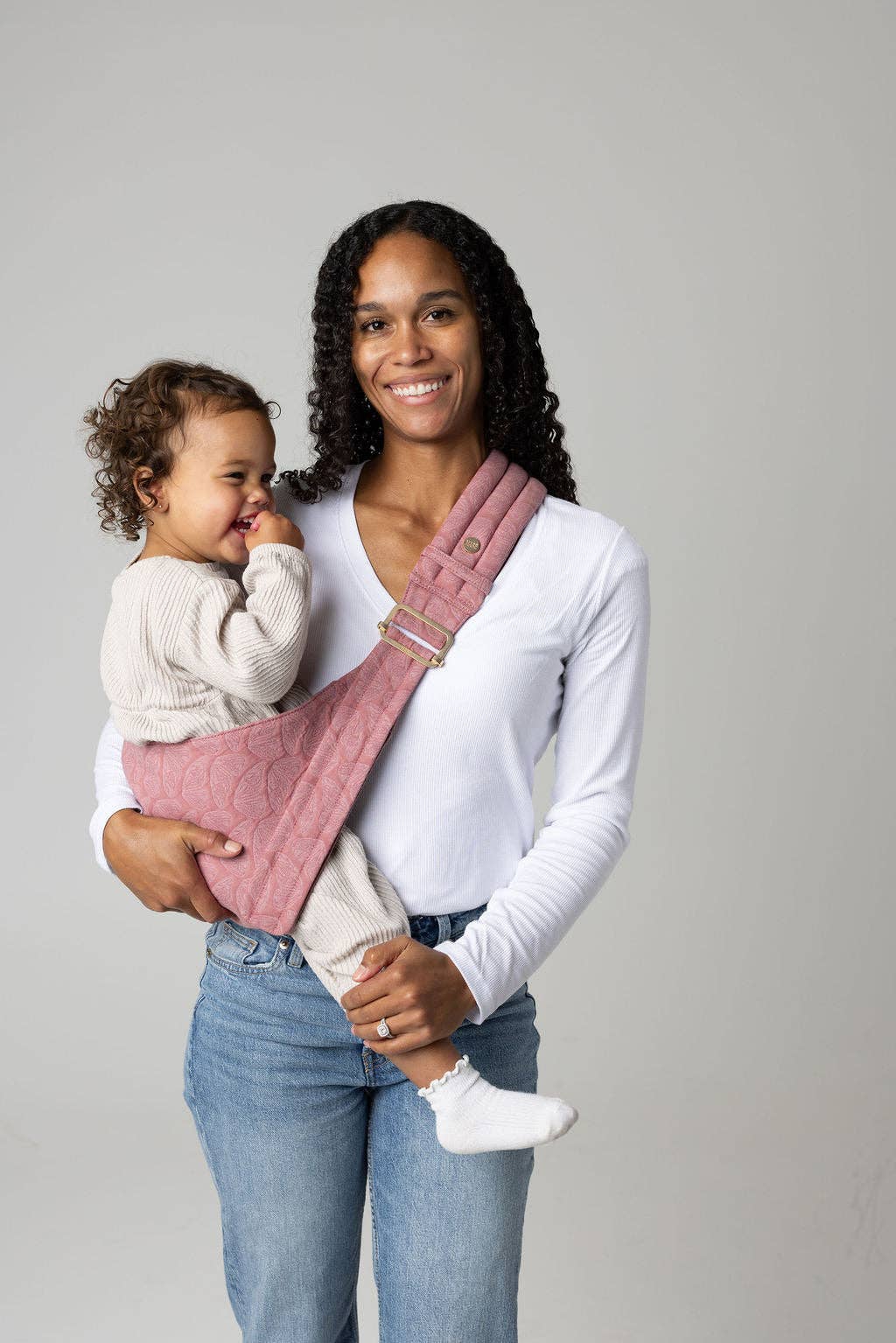 Mabē Baby Carriers - The Monarch Toddler Sling - Mauve Wings