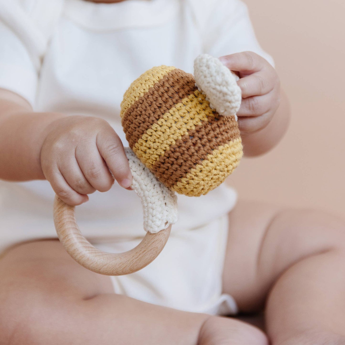 The Blueberry Hill - Teether Bee Cotton Crochet Rattle Spring Summer Baby Toy