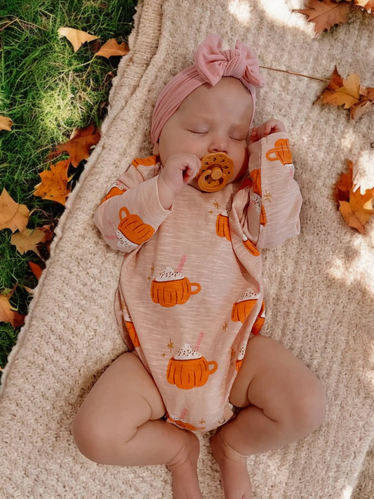 SIIX Collection - Pumpkin Mug Pink / Organic Long Sleeve T-Shirt Bubble
