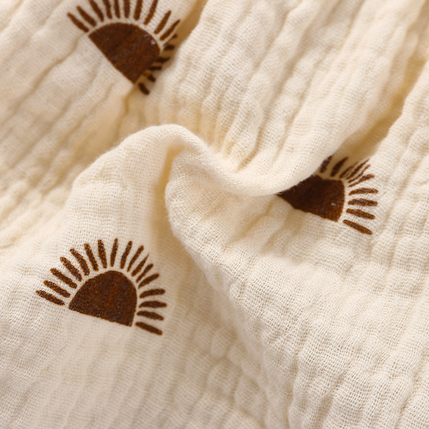 Annie & Charles - Annie & Charles® Rainbow organic cotton onesie: Cream