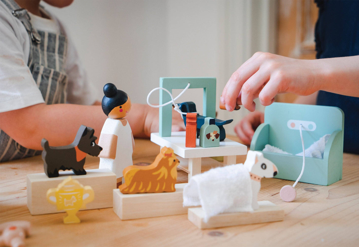 Tender Leaf Toys - Waggy Tails Dog Salon
