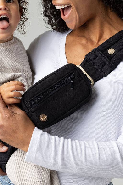 Mabē Baby Carriers - The Monarch Accessory Bag - Ebony