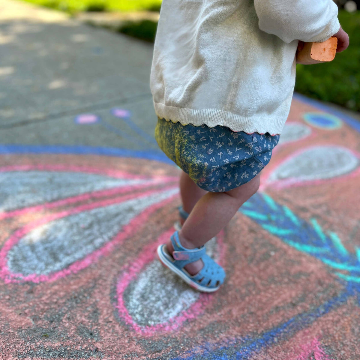 Urban Infant - Kids Chunky Sidewalk Chalk - Non-Toxic - Original