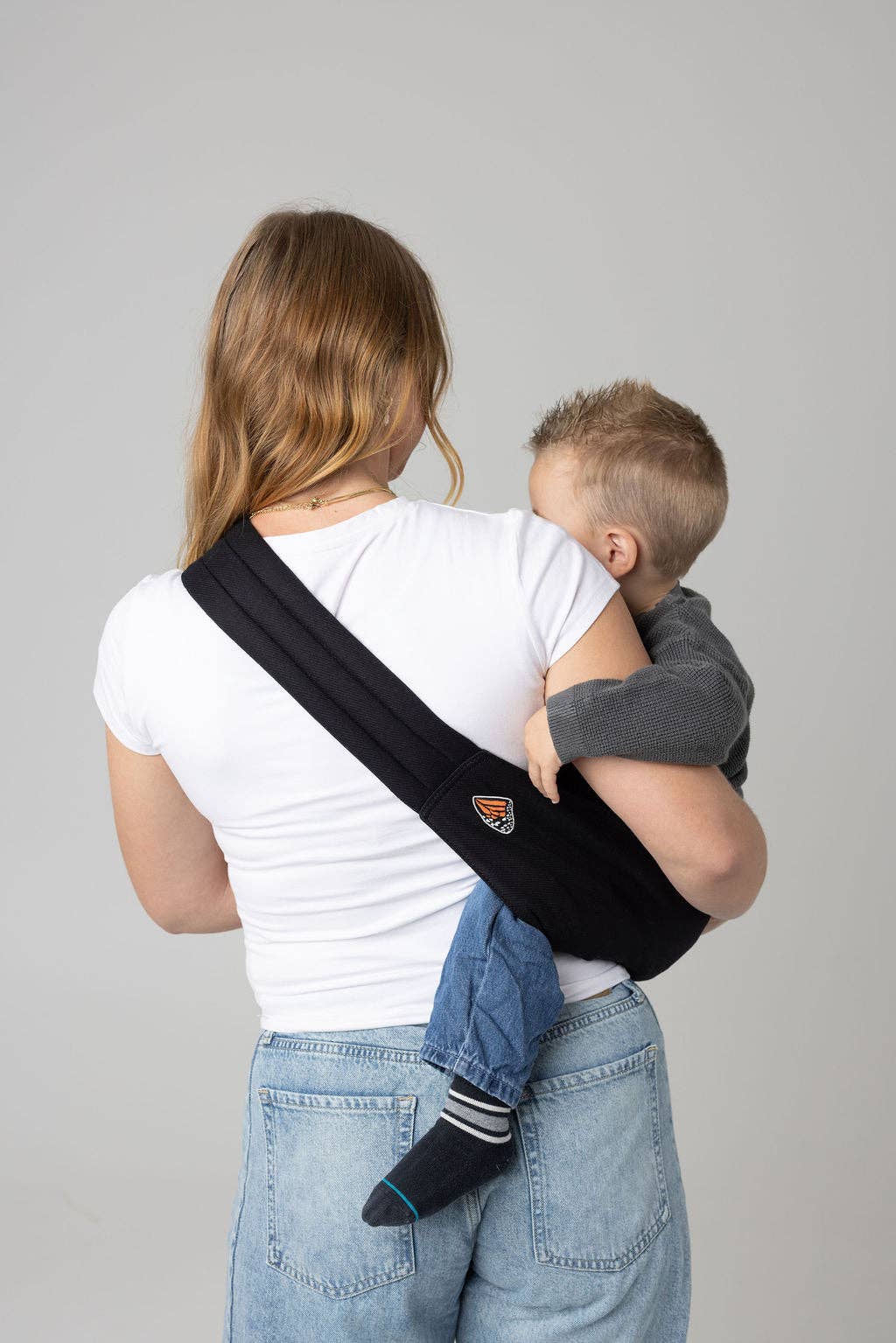 Mabē Baby Carriers - The Monarch Toddler Sling - Ebony