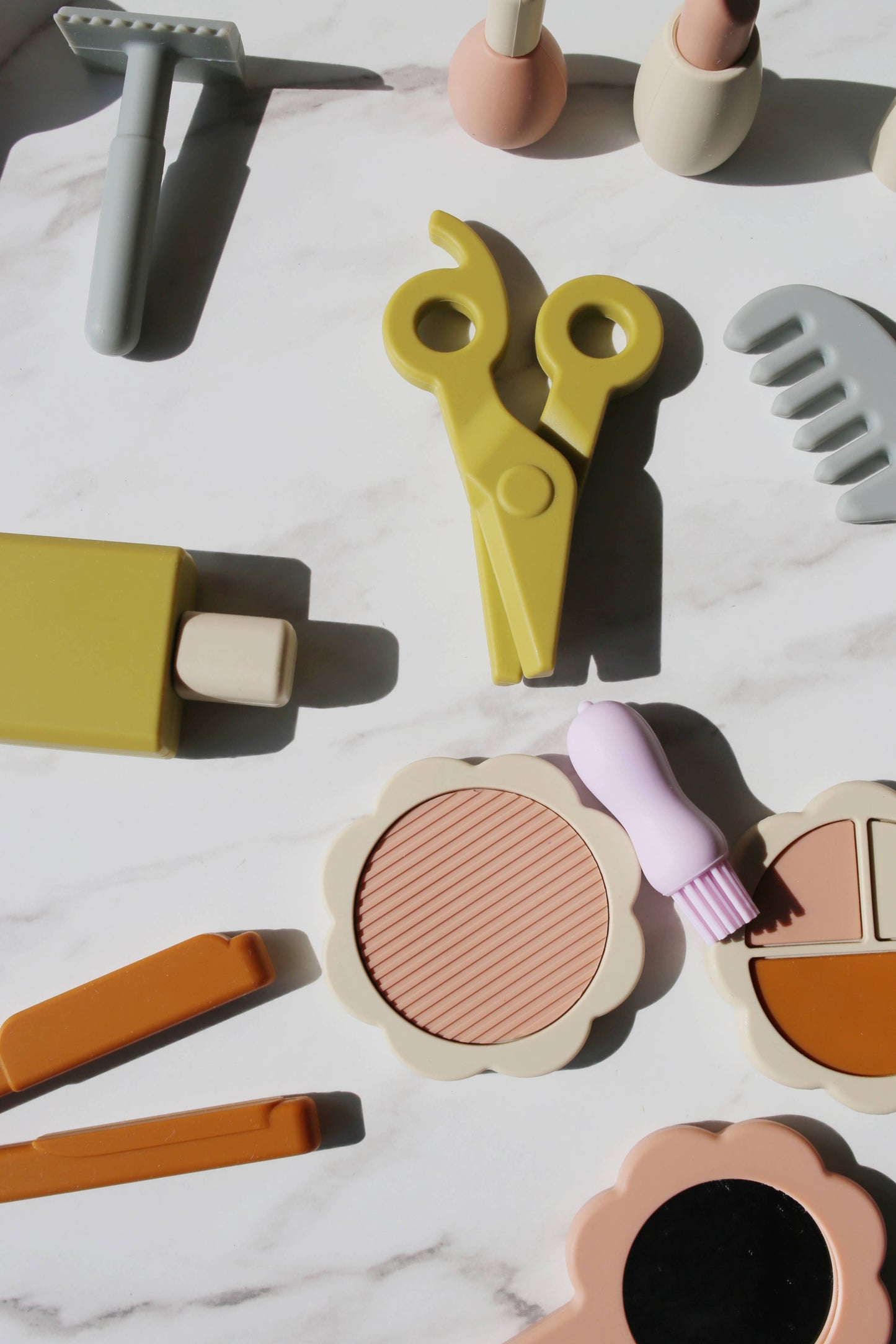 Marlowe & Co - Silicone Hair and Makeup Play Set
