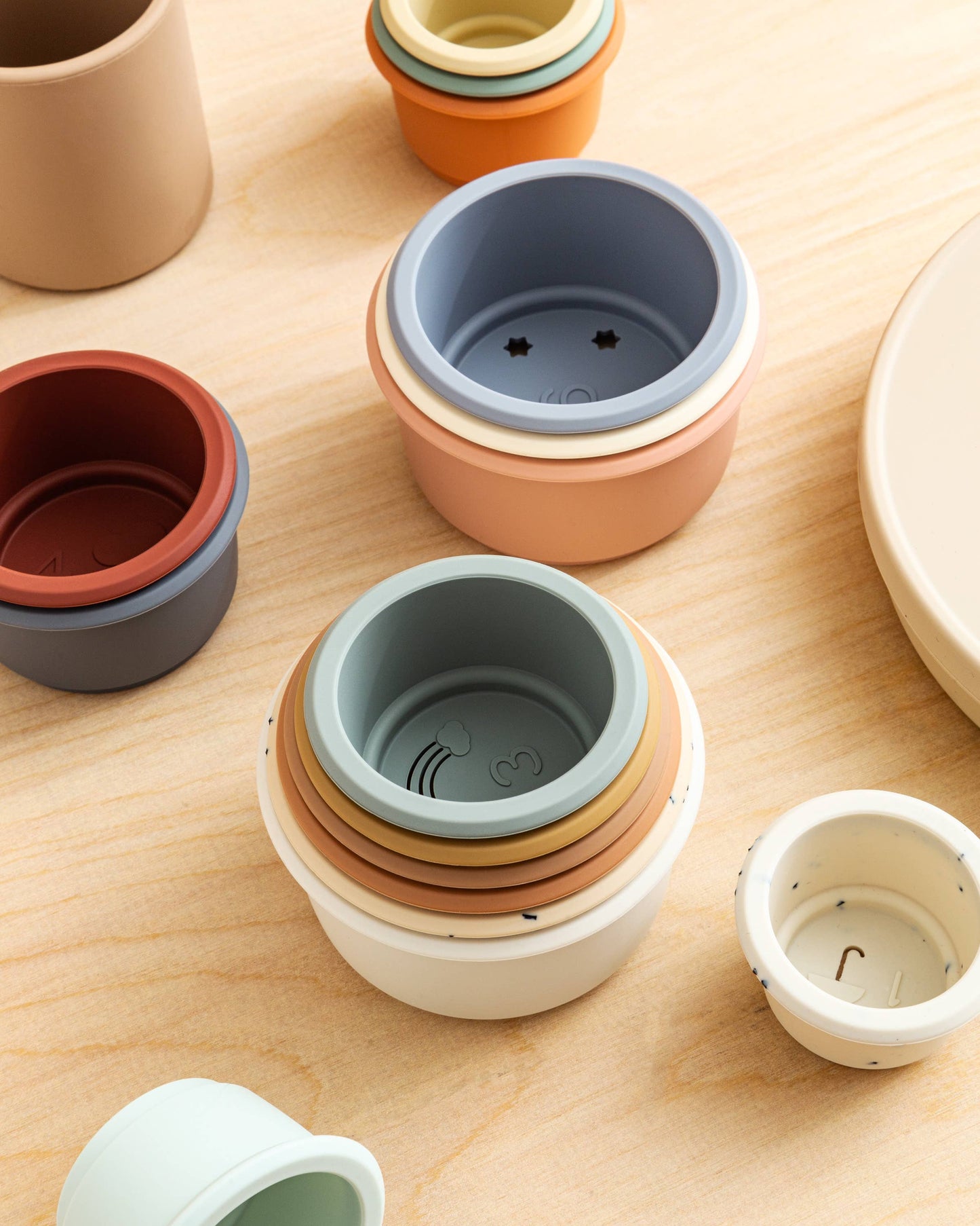 MAISON RUE LLC. - Stacking Cups