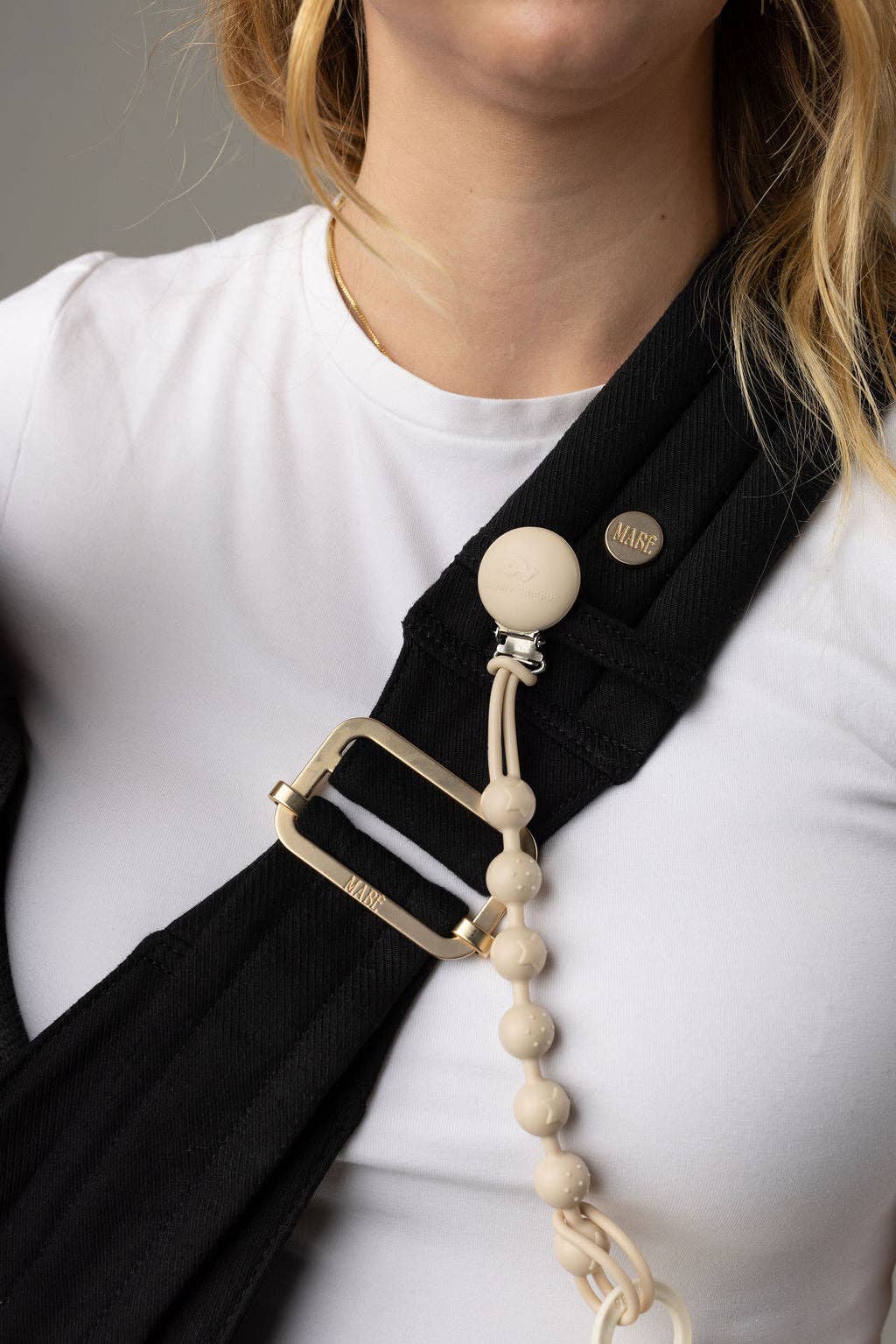 Mabē Baby Carriers - The Monarch Toddler Sling - Ebony