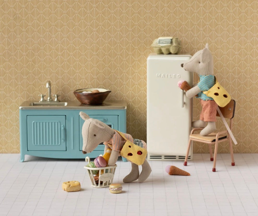 Maileg - Kitchen, Mouse - Blue