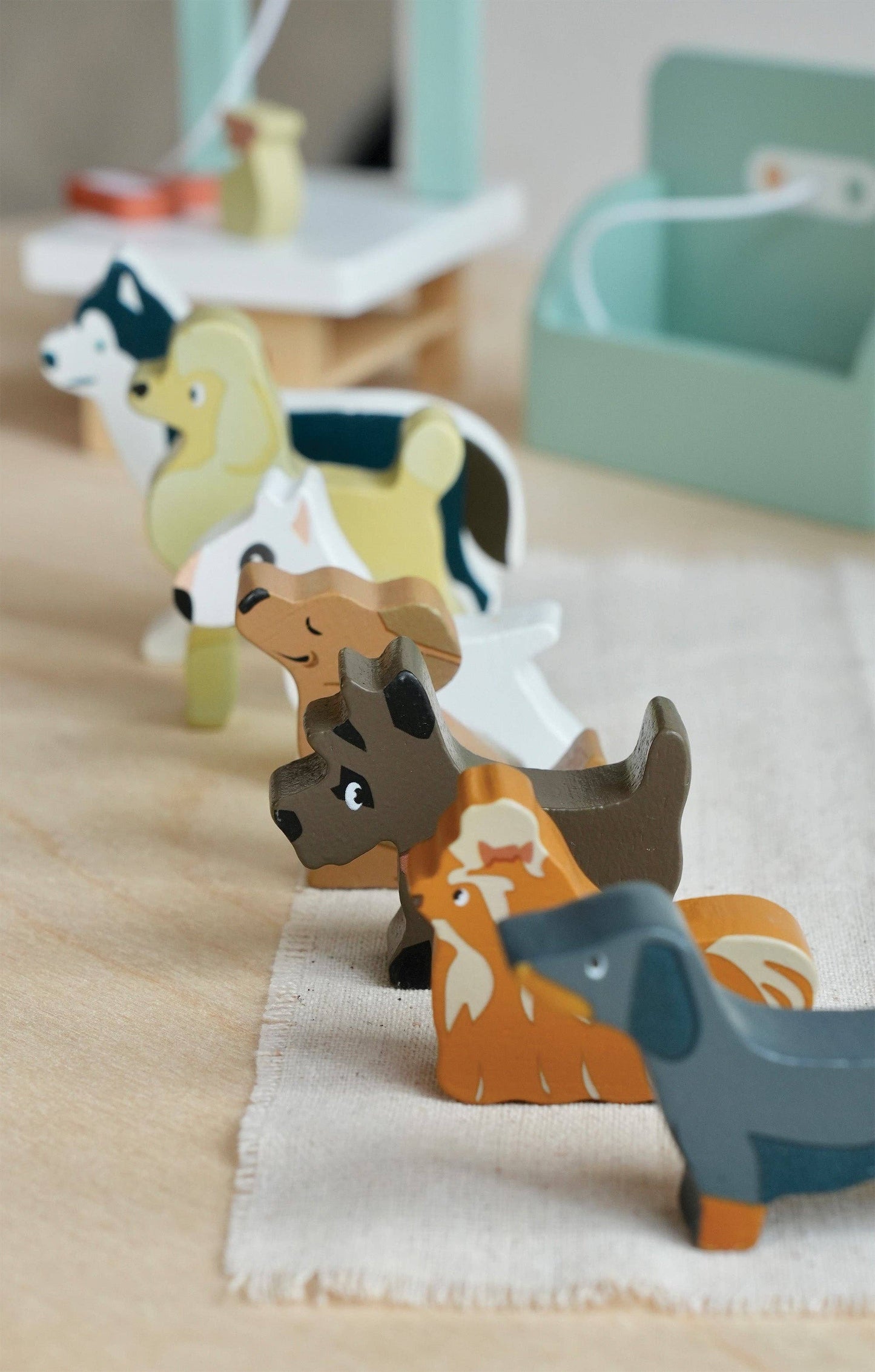 Tender Leaf Toys - Waggy Tails Dog Salon