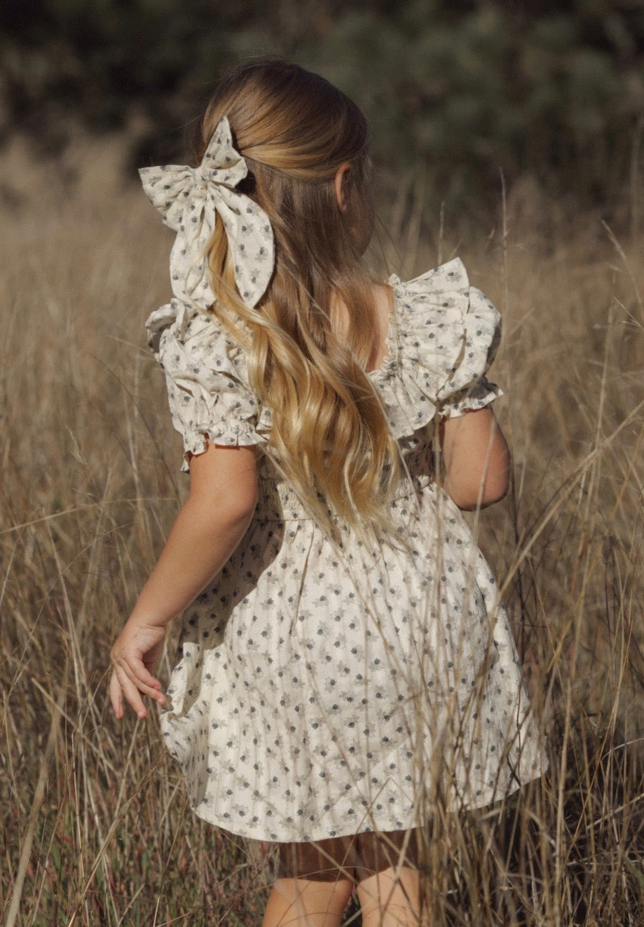 Rylee + Cru - Oversized Bow - Vintage Fleur