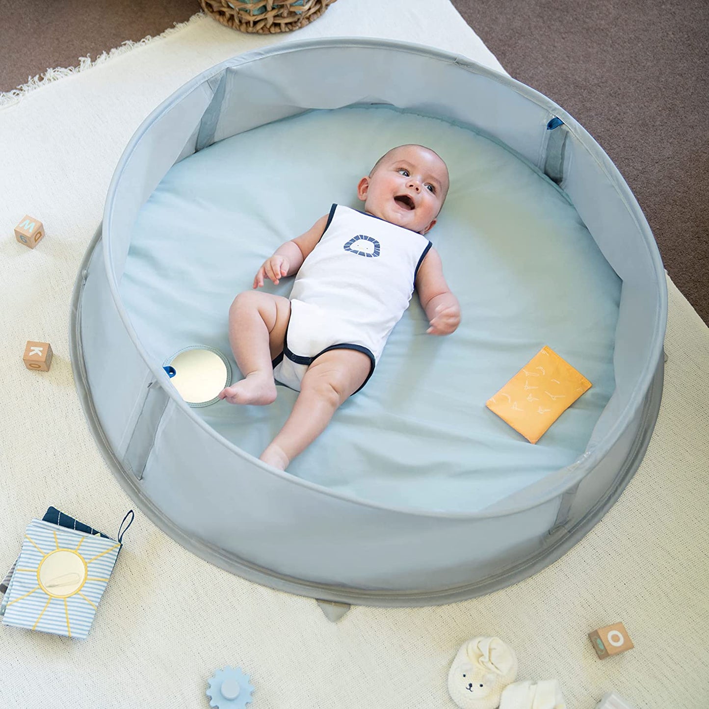 Aquani Anti-UV Baby Beach Tent & Paddling Pool - online purchase only