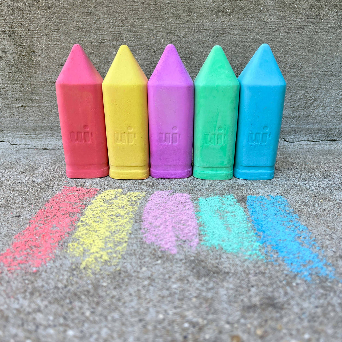 Urban Infant - Kids Chunky Sidewalk Chalk -  Non-Toxic - Birthday
