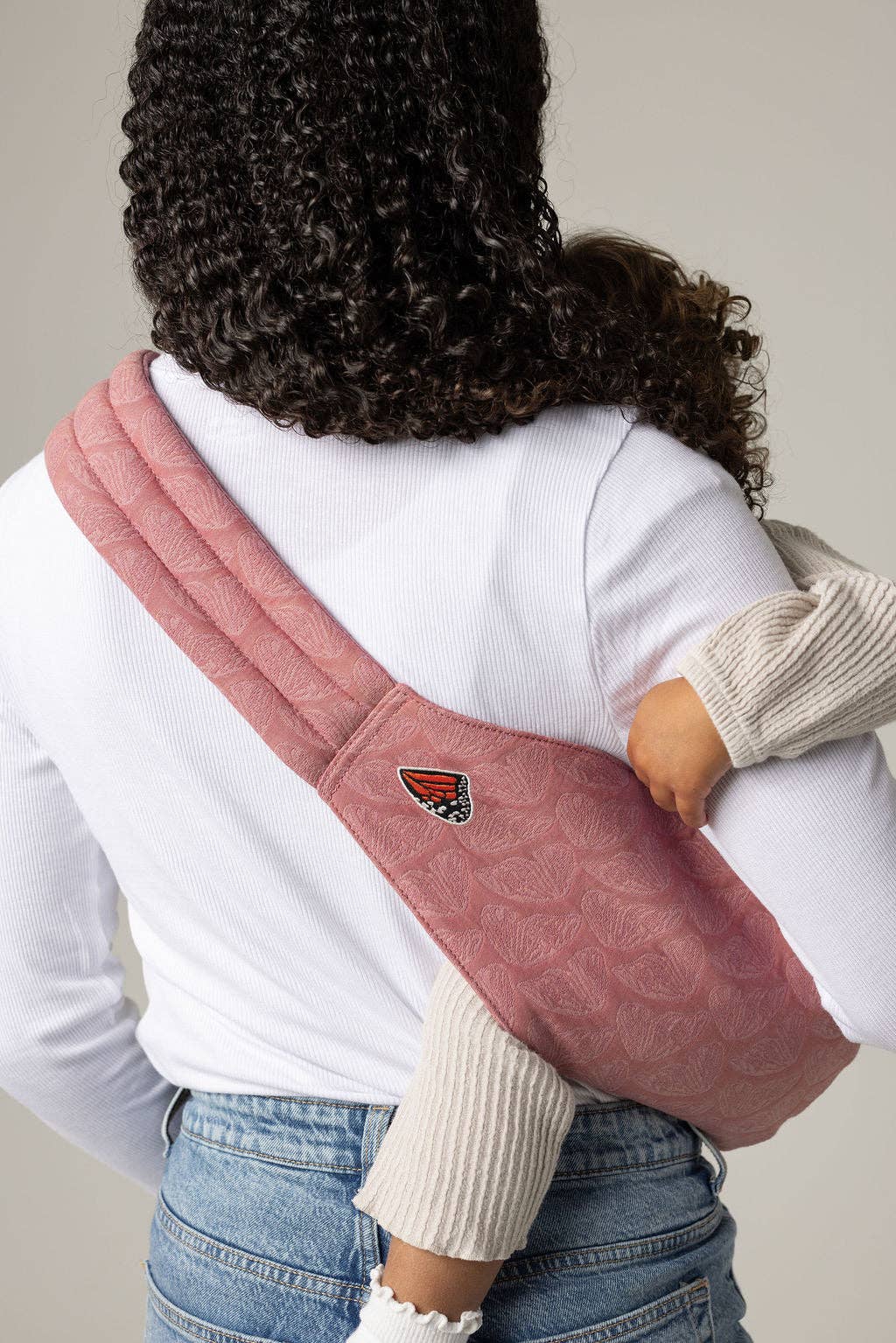 Mabē Baby Carriers - The Monarch Toddler Sling - Mauve Wings