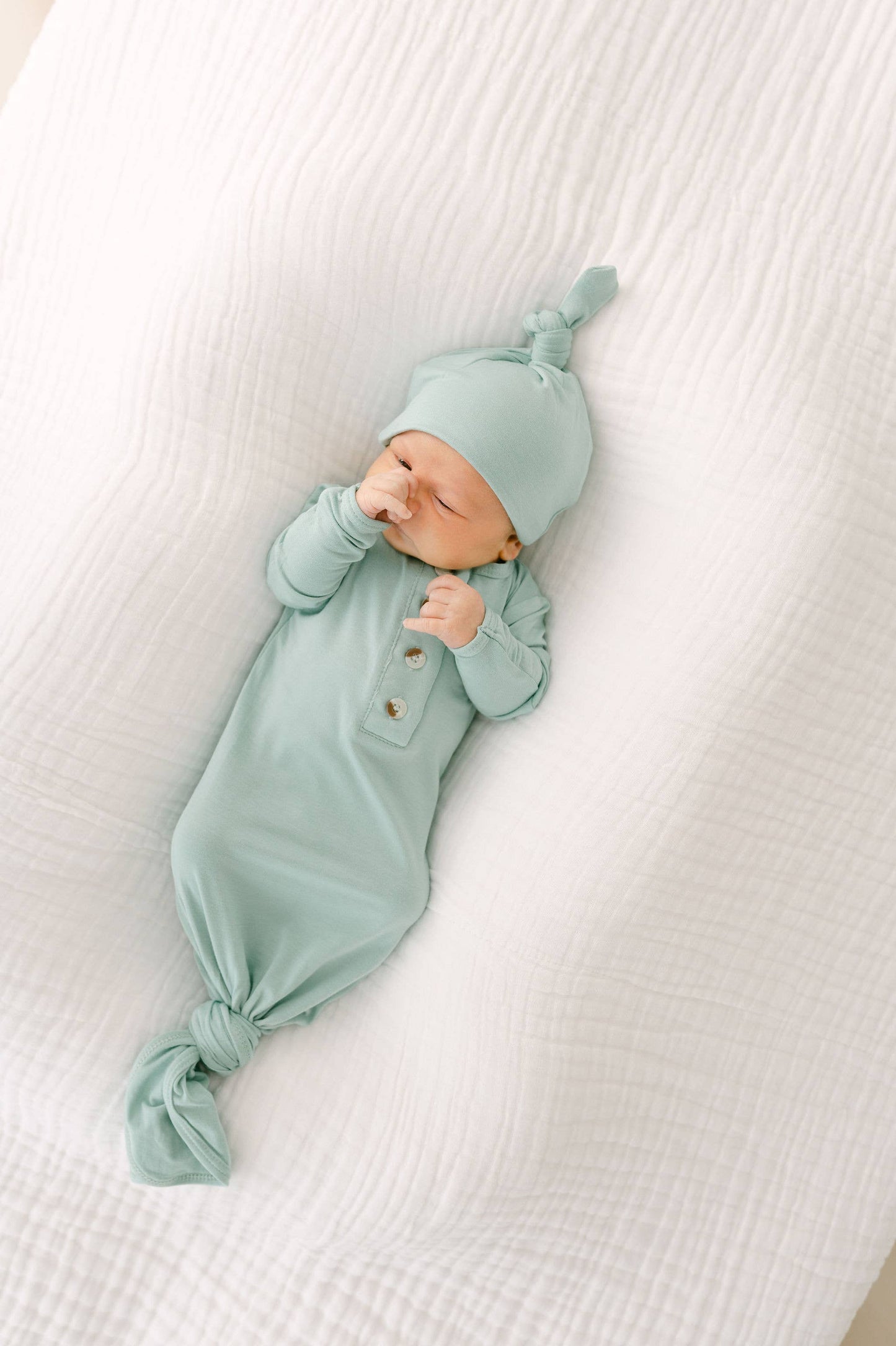 Stroller Society - Newborn Knotted Baby Gown and Hat Sets - Baby Clothing