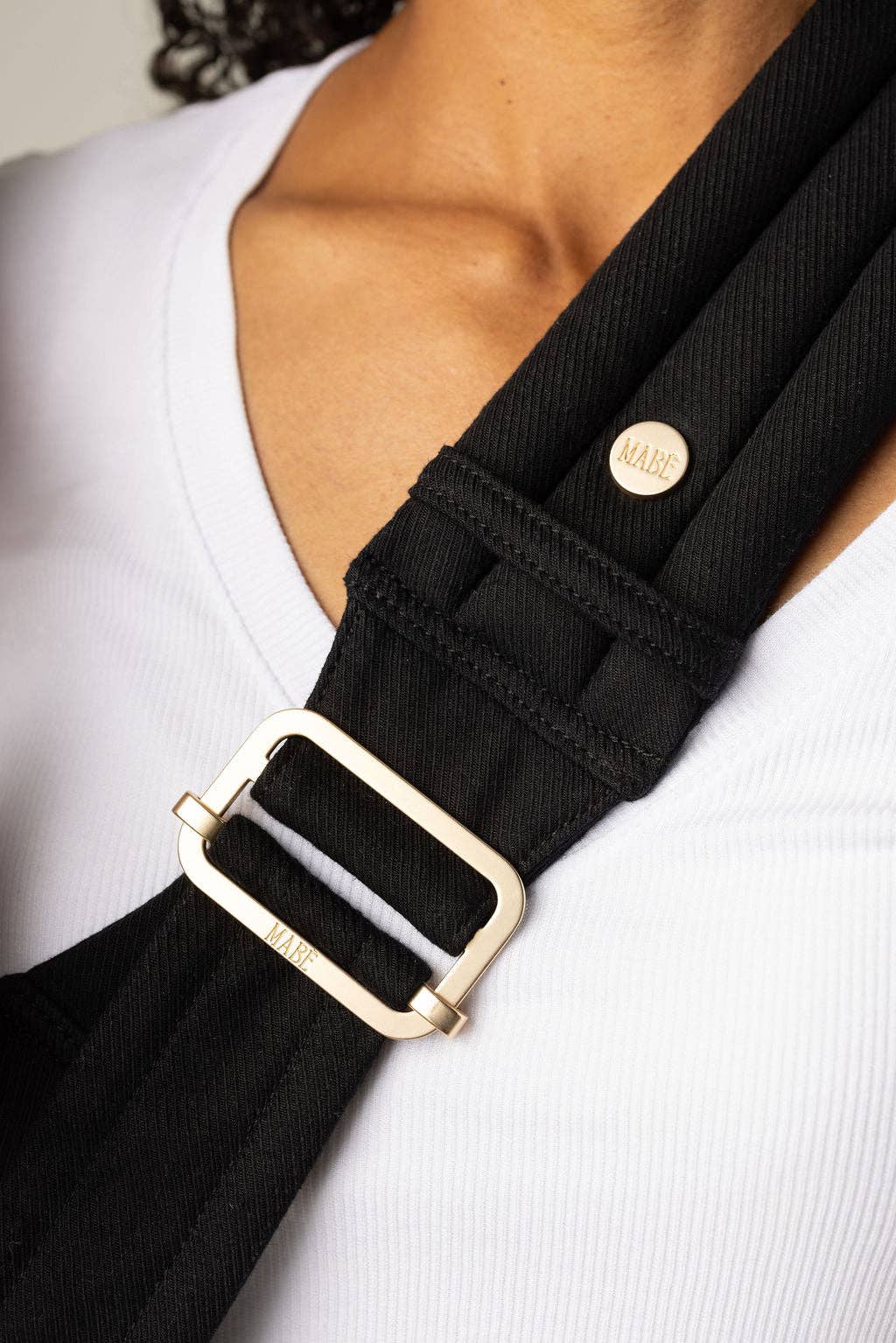 Mabē Baby Carriers - The Monarch Toddler Sling - Ebony