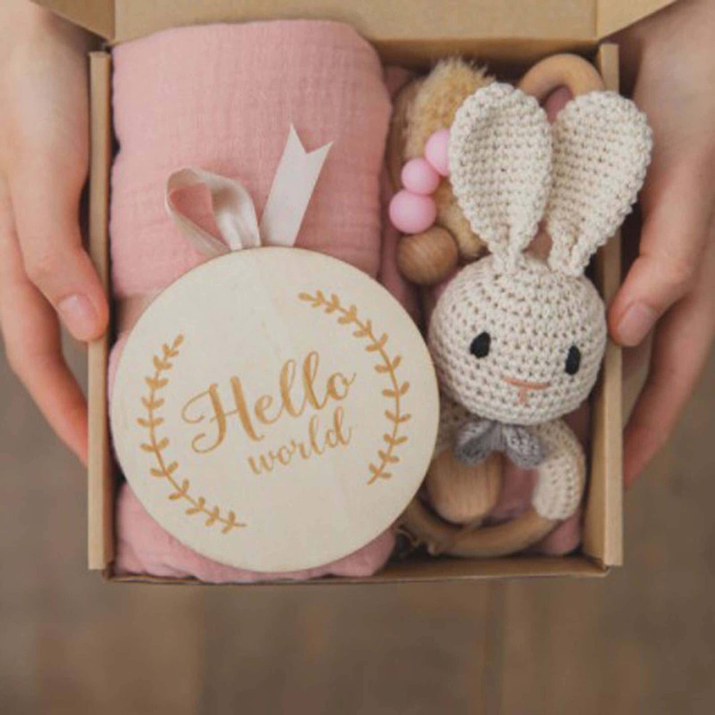 embé® - Newborn Gift Box