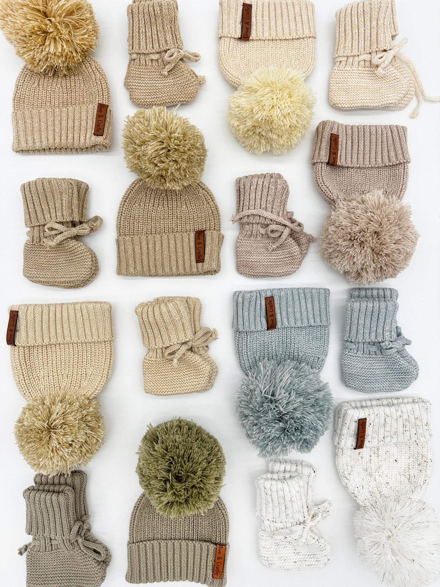OLIVE & CRADLE - Cotton Pom Beanie
