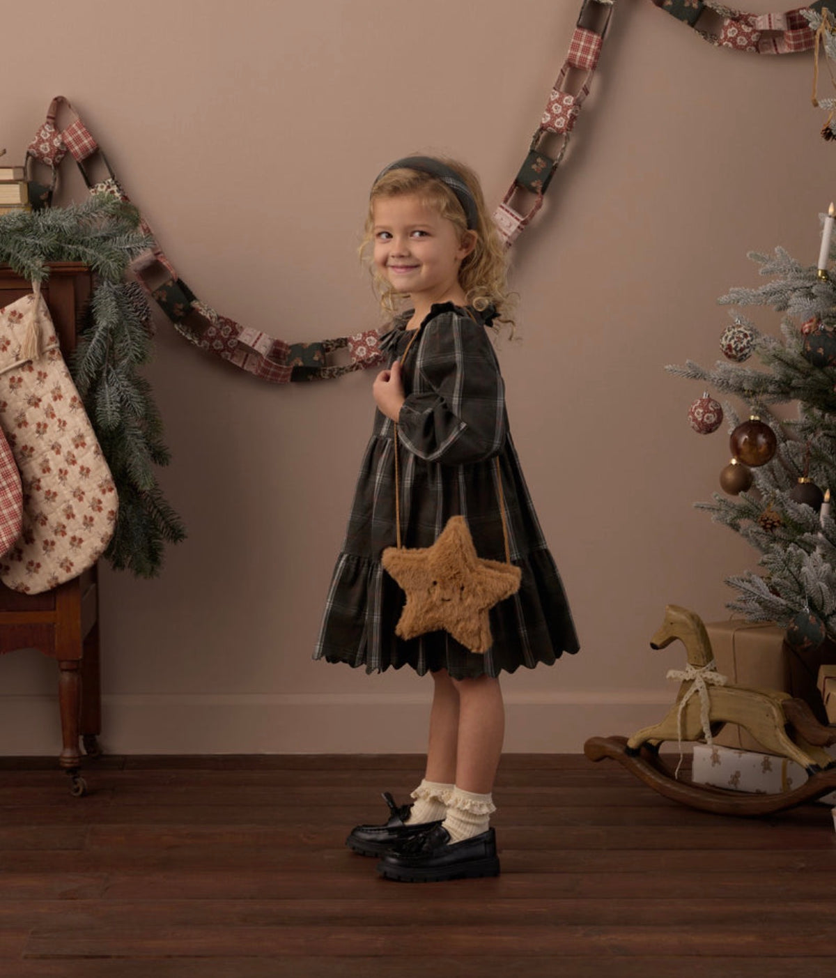 Rylee + Cru - Star Purse - Gold
