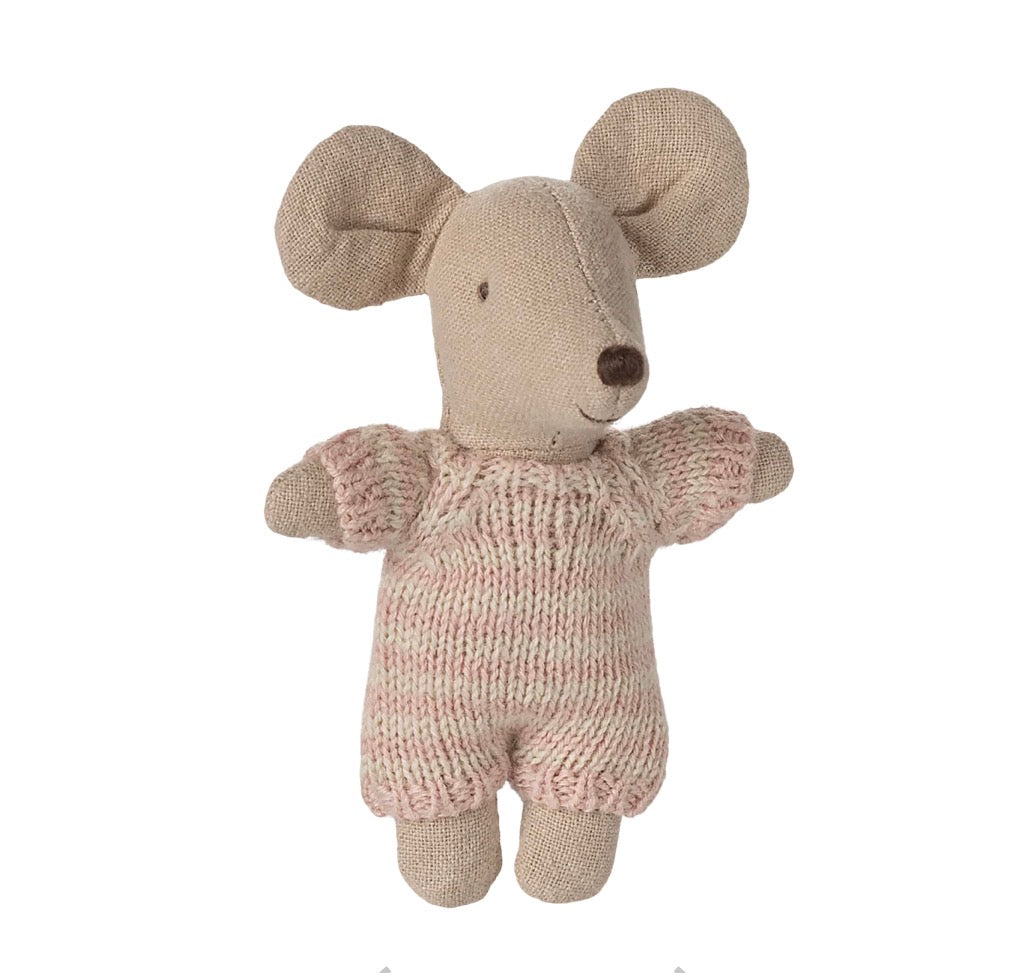 Maileg - Baby Mouse in Carrying Cot